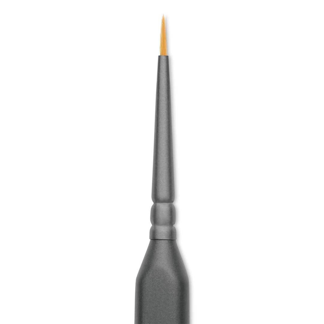 Open in modal - Vallejo Synthetic Golden Toray Hobby Brush - Precision Round, Size 3/0, close up