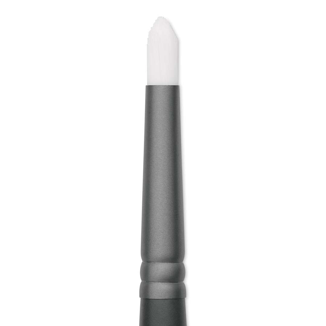 Open in modal - Vallejo White Synthetic Weathering Brush - Round, Large Size 8, close up