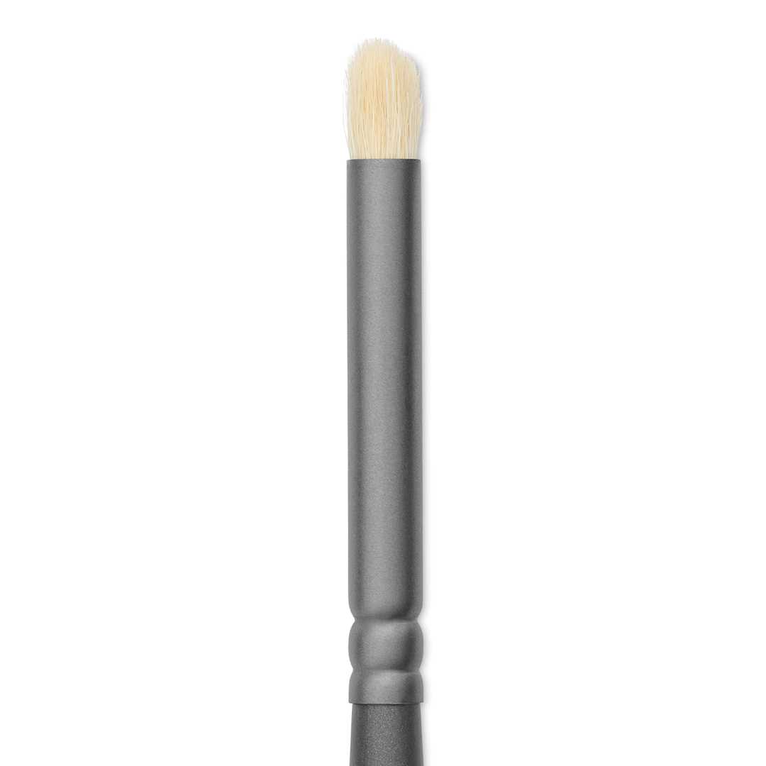 Open in modal - Vallejo Natural White Goat Hair Dry Brush - Small, close up