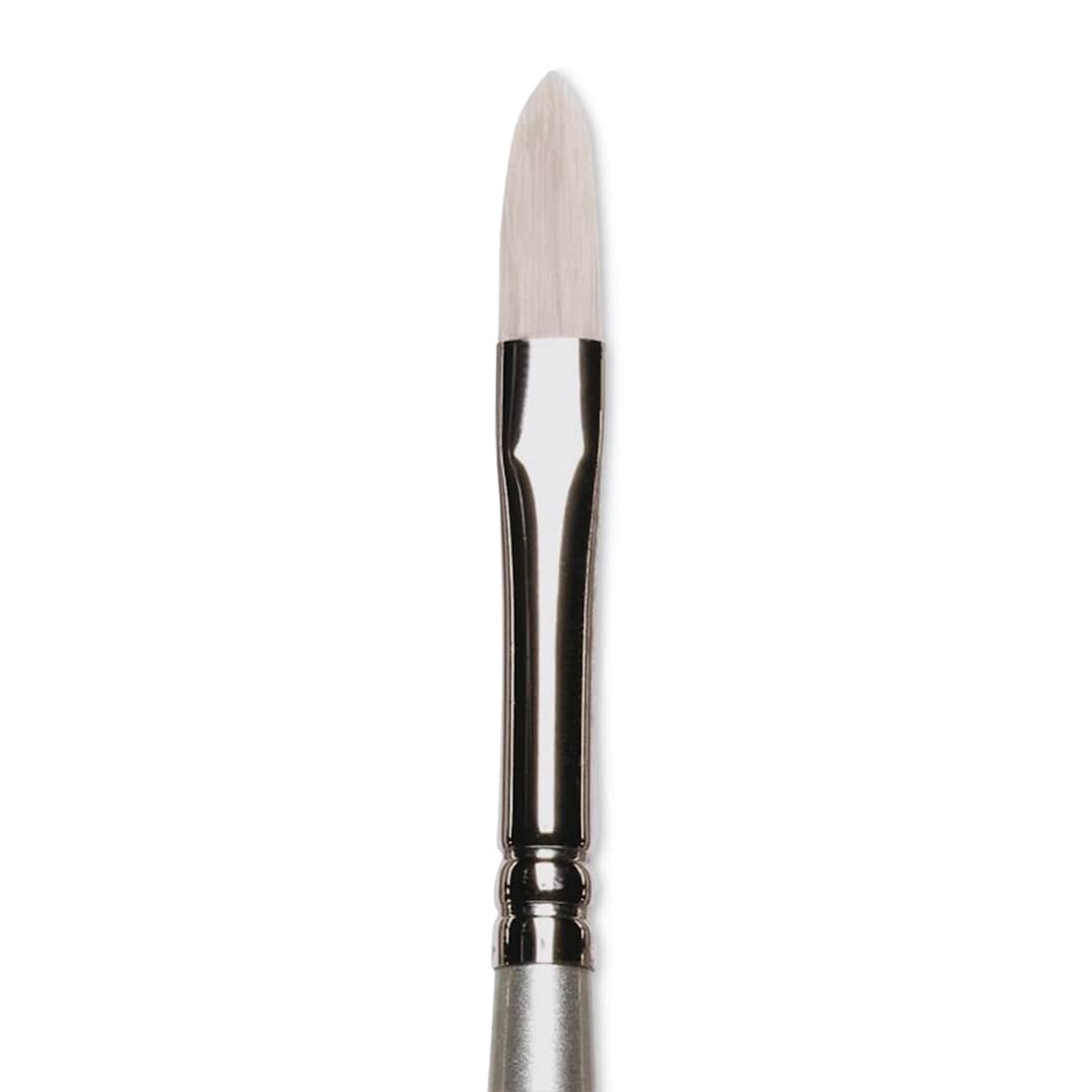 Open in modal - Winsor & Newton Artisan Brushes - Closeup of Filbert Brush