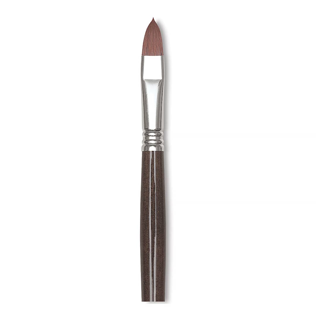 Open in modal - Escoda Primera Teijin Synthetic Brushes - Closeup of tip of Filbert brush 
