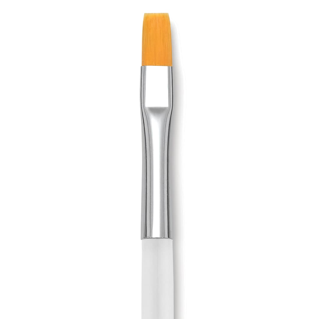 Open in modal - Da Vinci Nova Brush - Flat Wash, Short Handle, Size 8, close-up