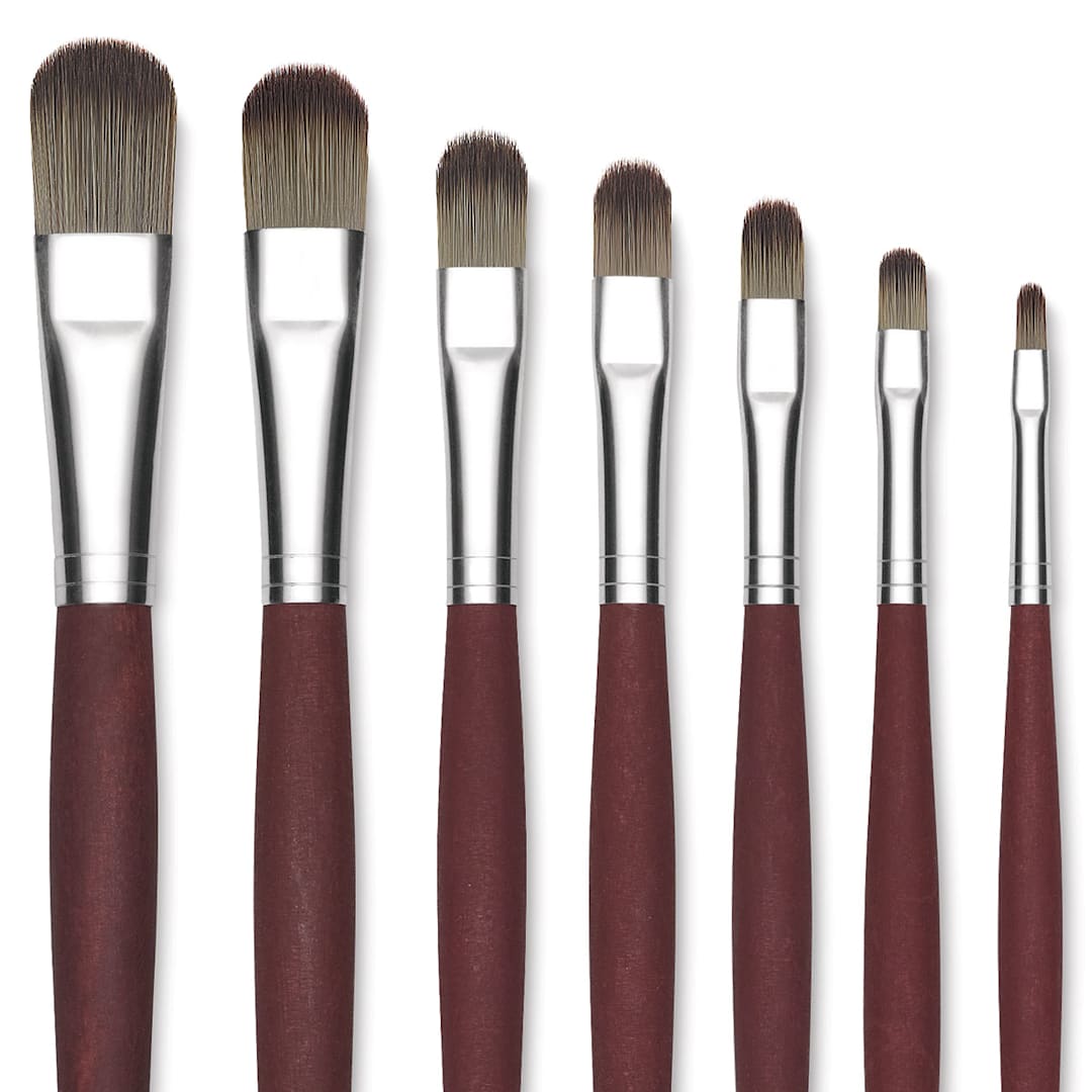 Open in modal - Da Vinci College Synthetic Brushes - Assorted sizes of Filbert brushes shown
