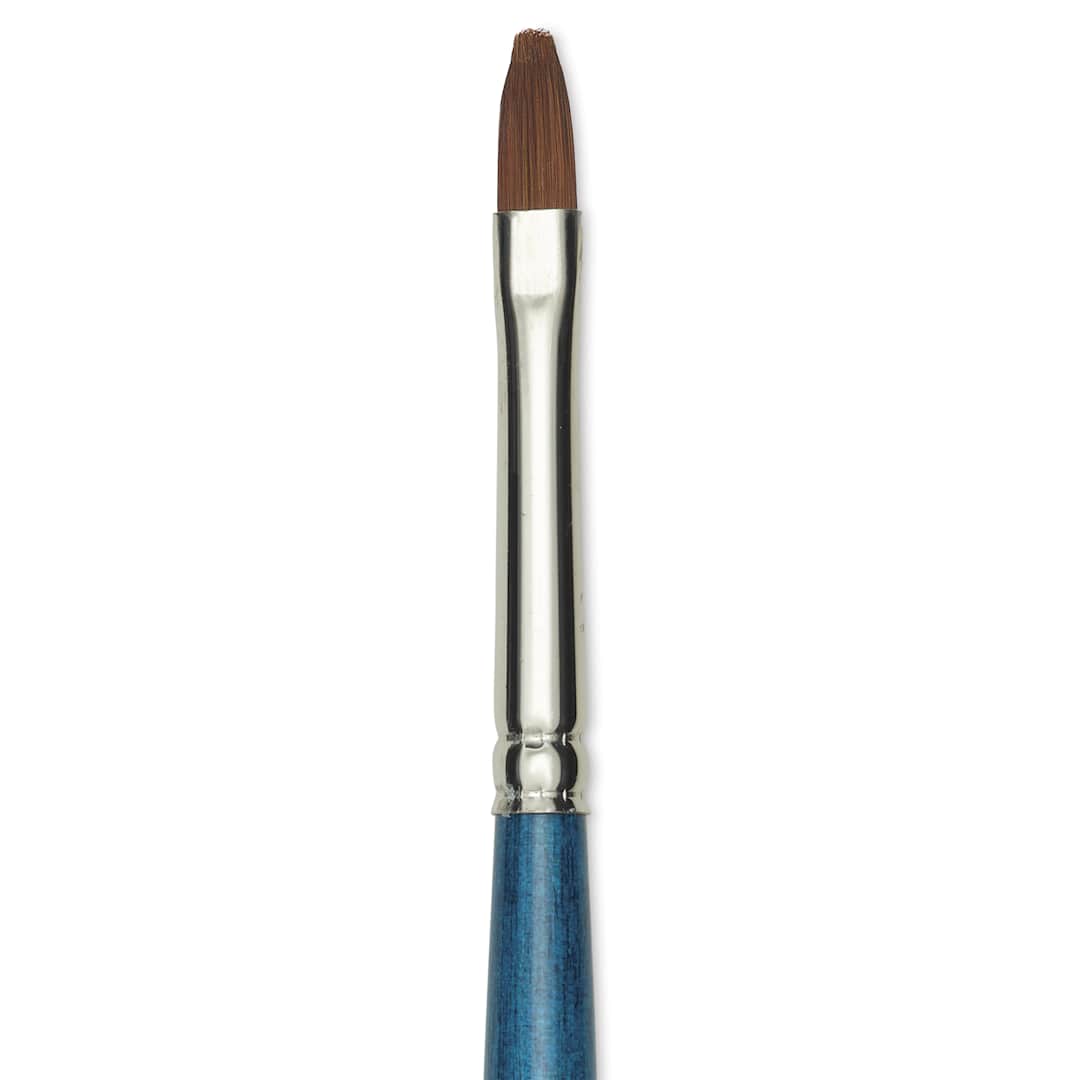 Open in modal - Silver Brush BelleAqua Brush - Cats Tongue, Short Handle, Size 4, close-up