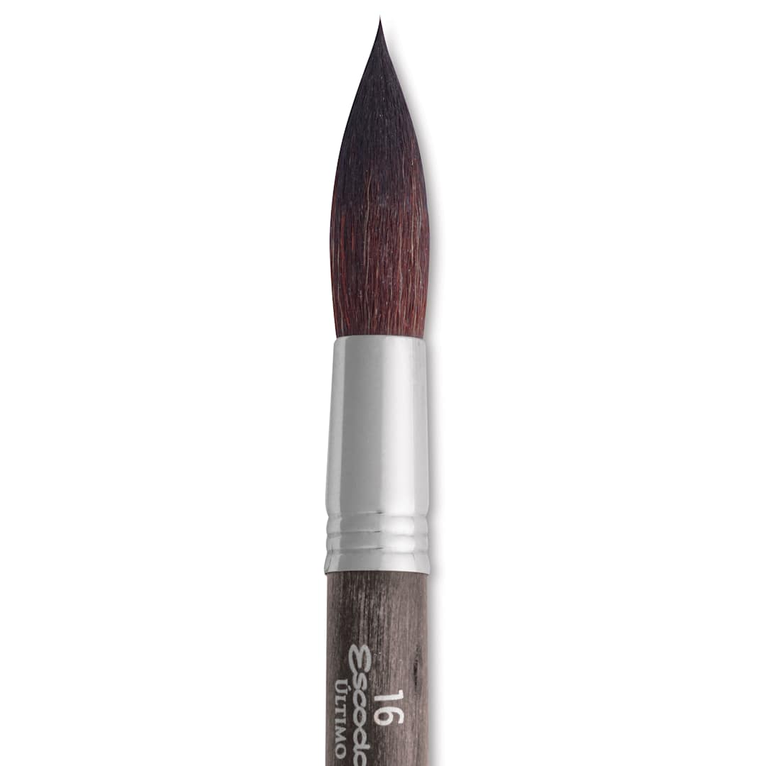 Open in modal - Escoda Último Synthetic Squirrel Brush - Travel Round, Size 16, close-up