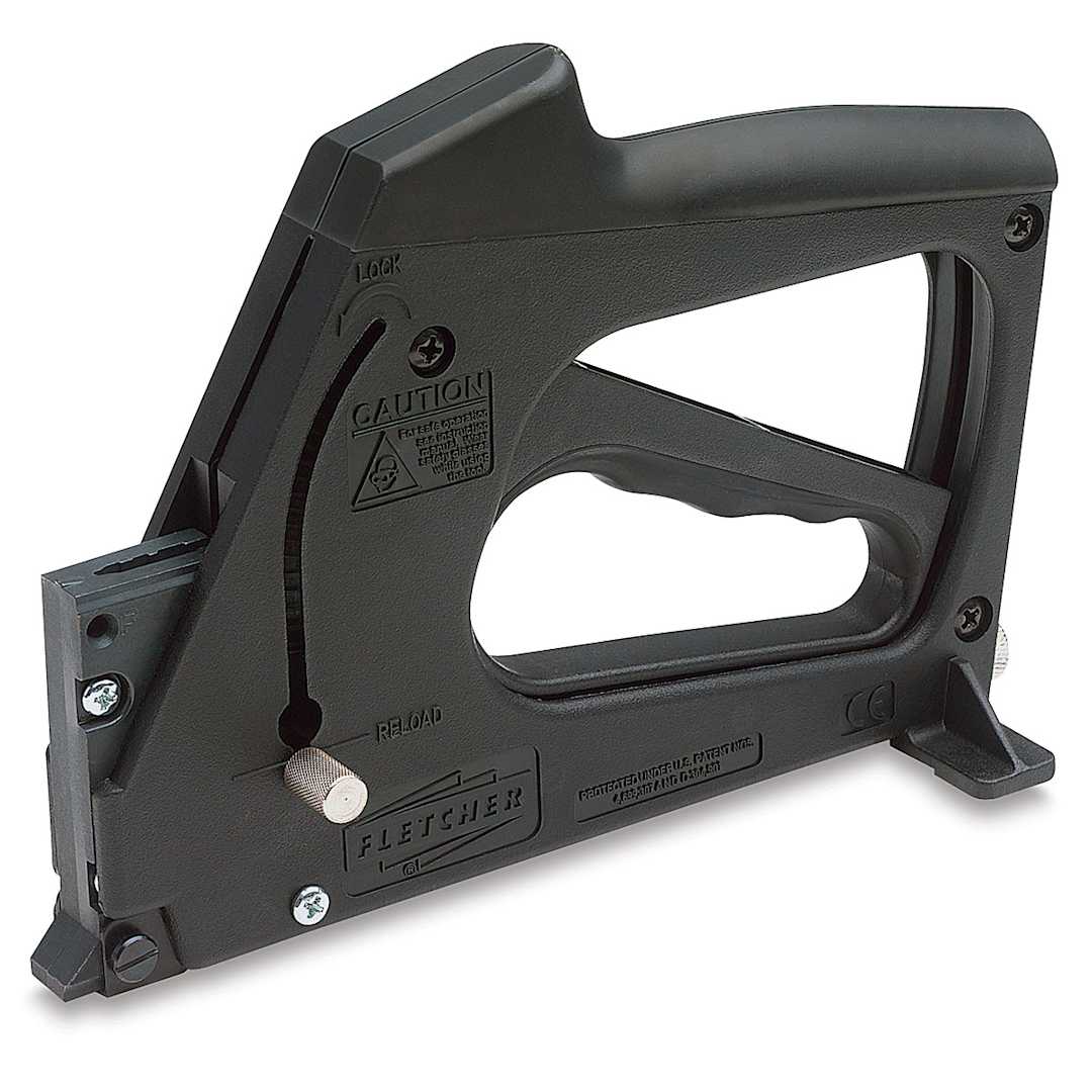 Open in modal - Fletcher FrameMaster Framing Tool - Side view of Point Driver