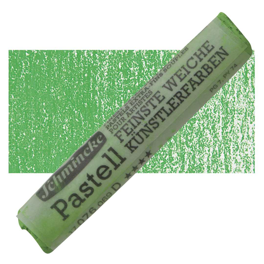 Open in modal - Schmincke Soft Pastel - Mossy Green 2 D pastel and swatch