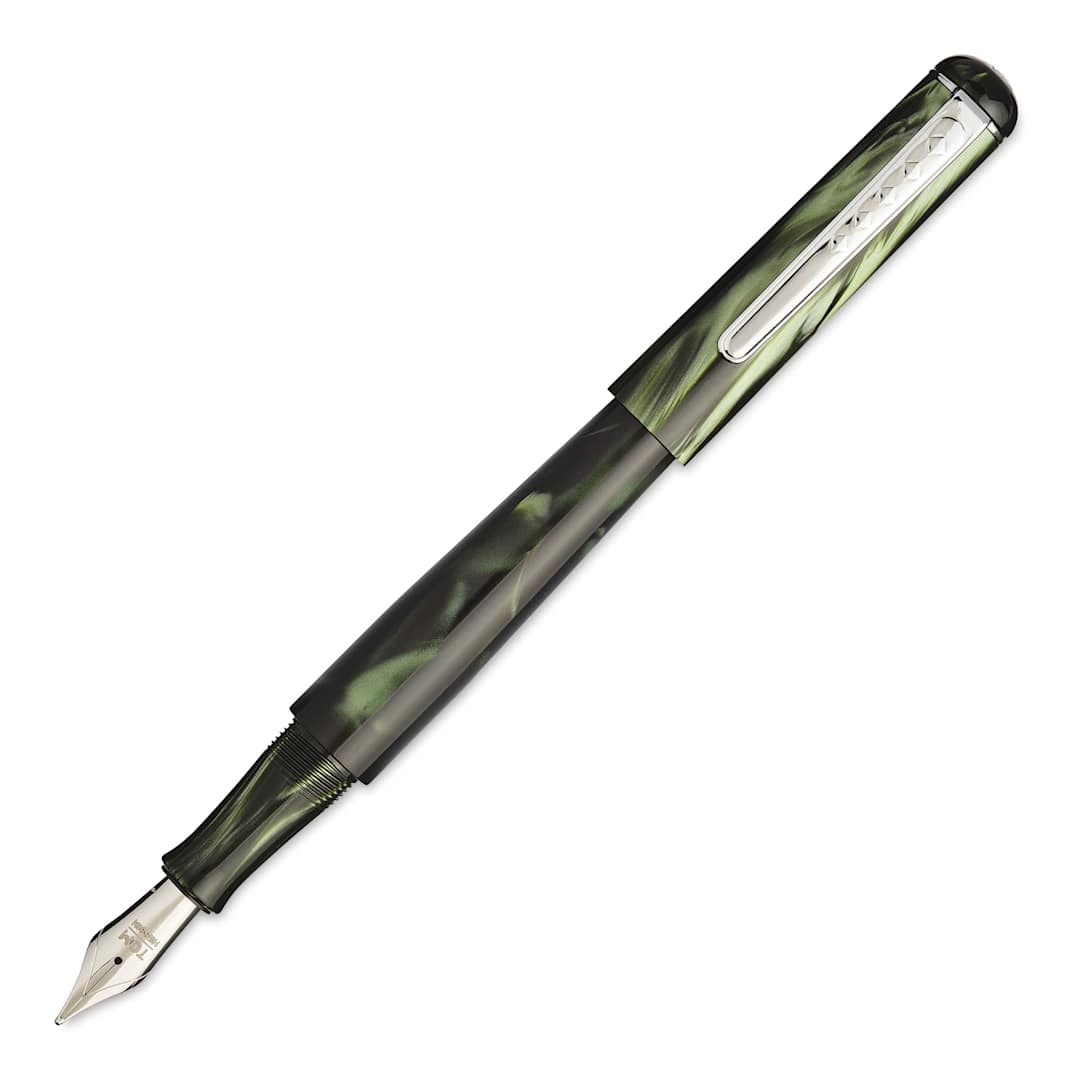Open in modal - Tom Hessin Charles Collection Fountain Pen - Highland Green, cap removed (image may show a different size nib)