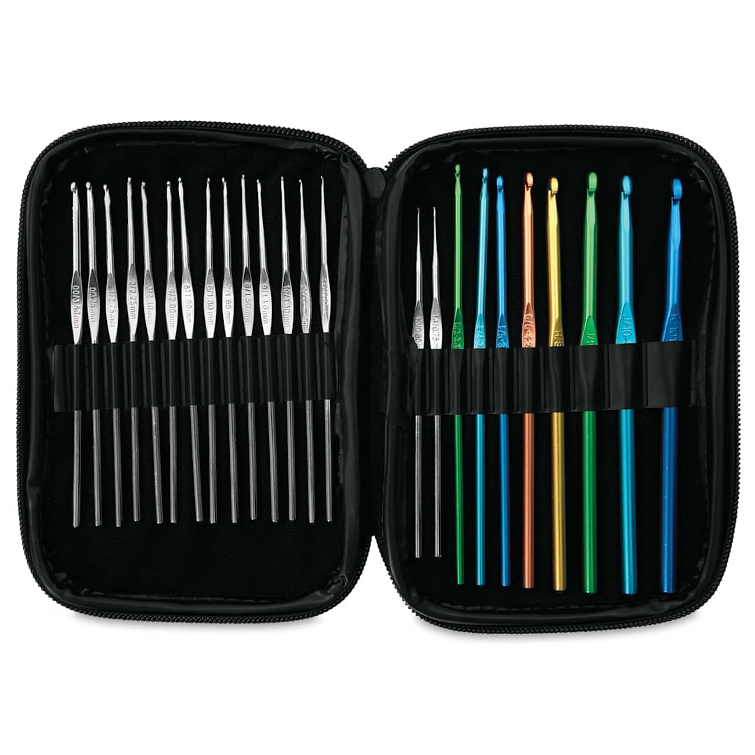 Open in modal - Boye CrochetMaster Crochet Hooks with Case - Set of 24, 00 - 14 and D - K