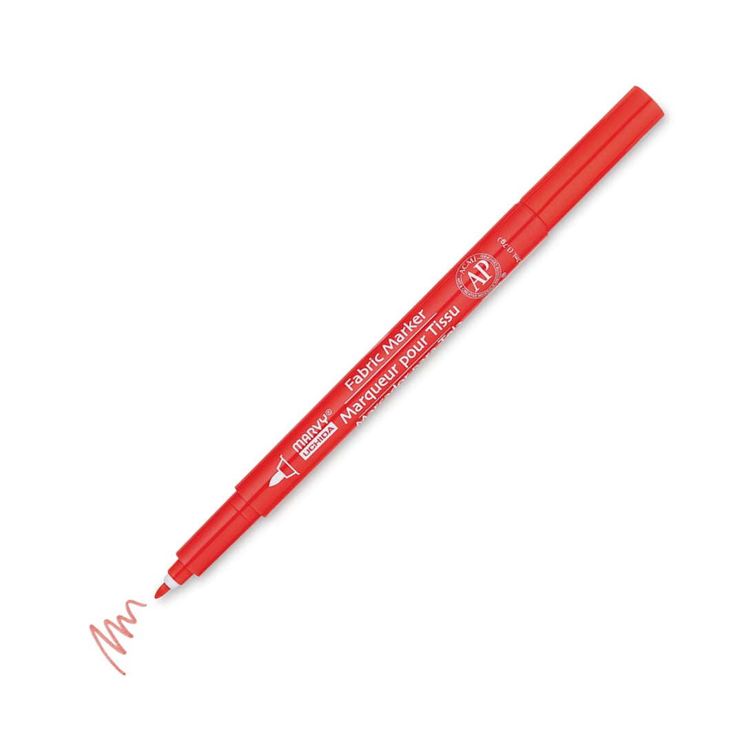 Open in modal - Marvy Uchida Fine Point Fabric Marker - Red (Marker with swatch, Cap off)