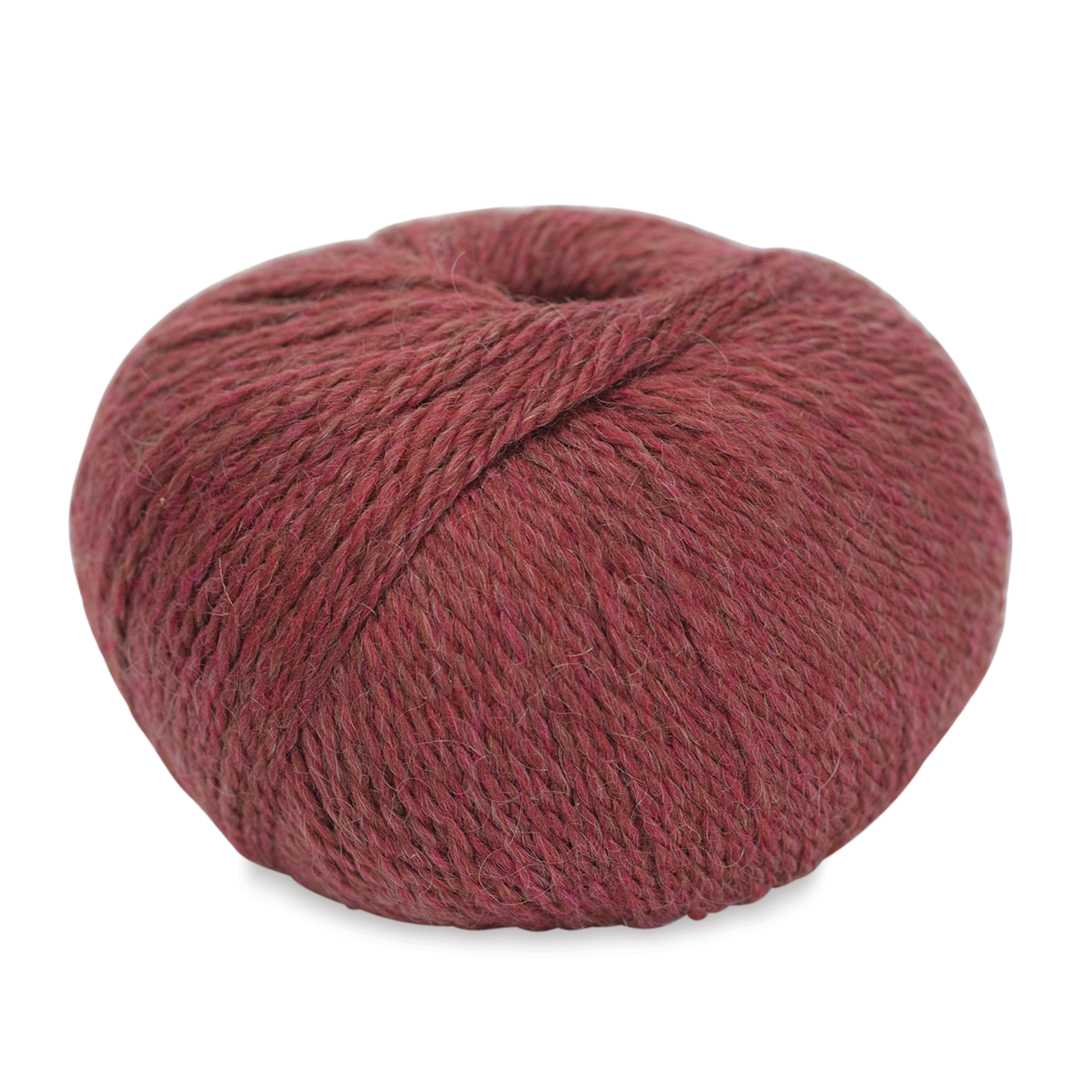 Open in modal - HiKoo Highland Lux Yarn - Wild Currant