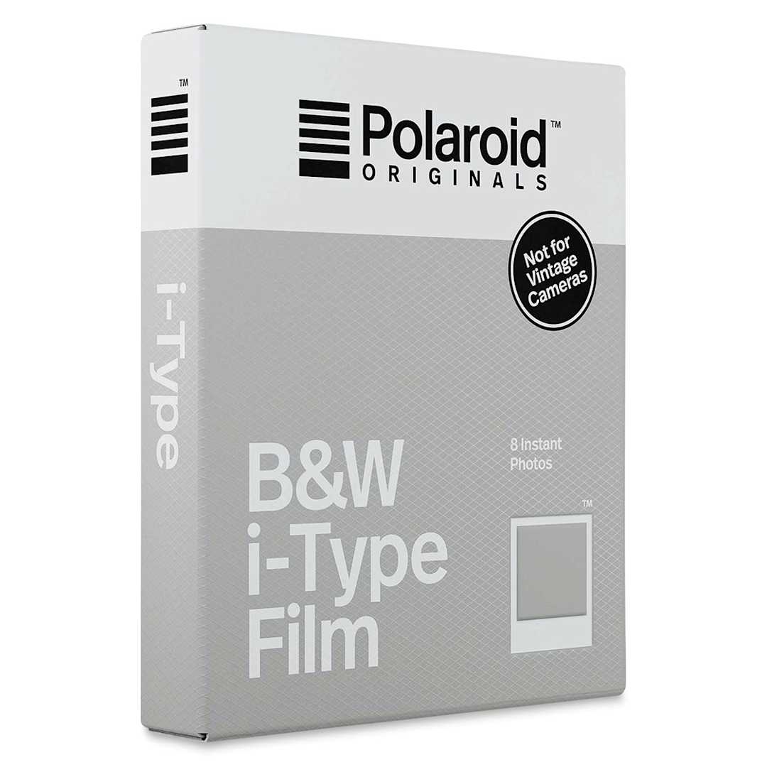 Open in modal - Polaroid i-Type Film - Left angled view of upright package
