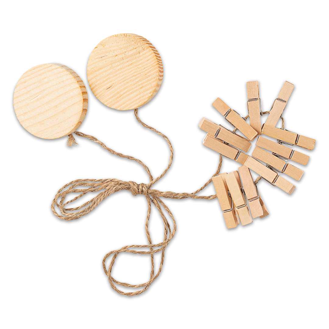 Open in modal - Darice Clothespin Photo Garland