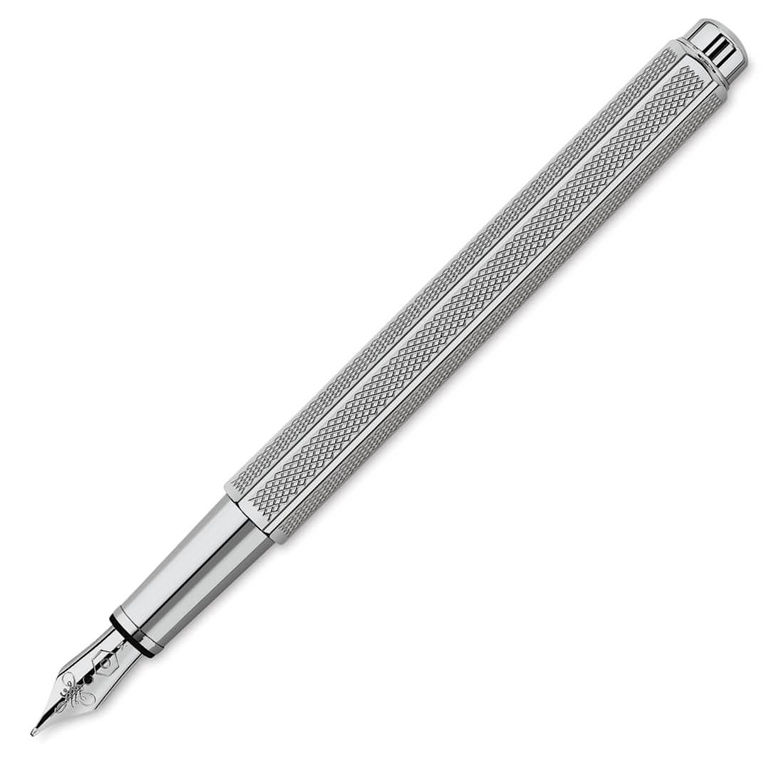 Open in modal - Caran d'Ache Ecridor Retro Fountain Pen - Platinum Coated, Medium Nib, cap off