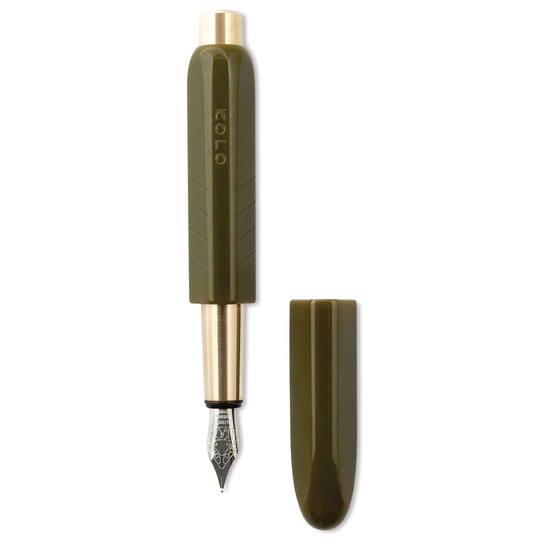 Open in modal - Kolo Tino Acrylic Fountain Pen - Wasabi, cap off