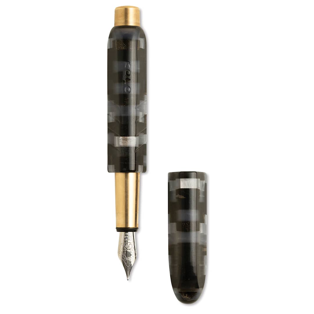 Open in modal - Kolo Tino Acrylic Fountain Pen - Ashen, Limited Edition, cap off