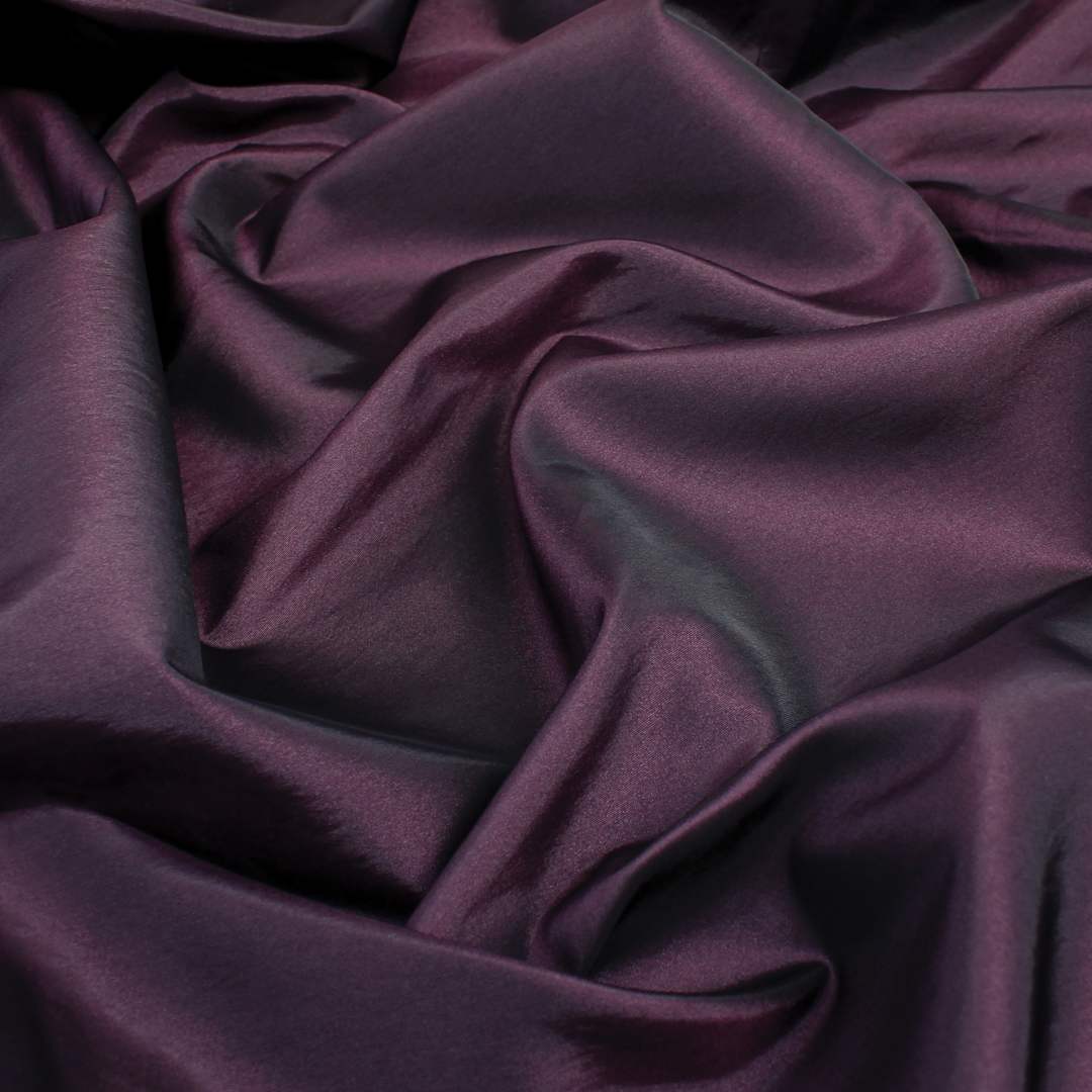 Open in modal - Camelot Two Tone Taffeta - Plum, 58" x 15 yds, bunched up