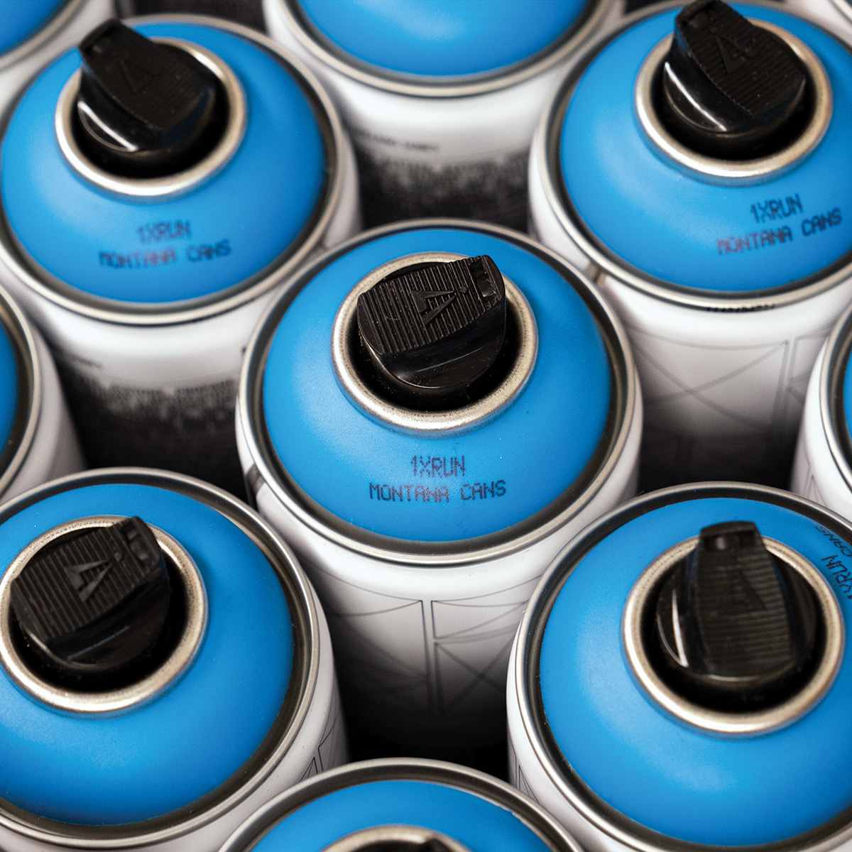 Montana 1XRUN Limited Edition Spray Paint - Blue Magic, 400 ml (Tops of cans)