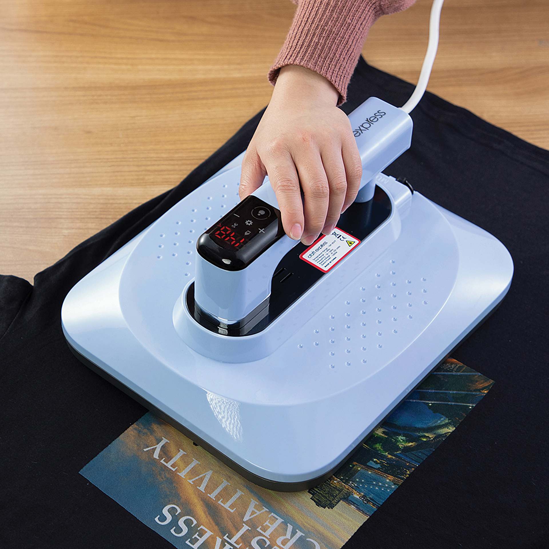 Craft Express Large Handheld Heat Press (in use)