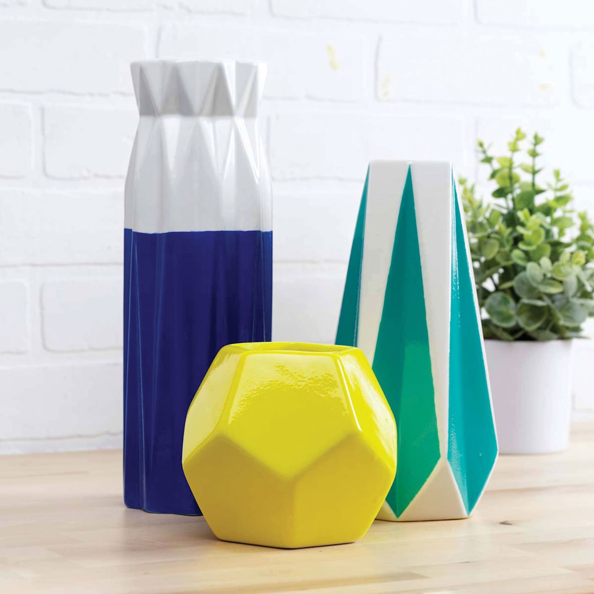Mod Podge Clear Acrylic Sealer, Gloss finish on painted vases Mod Podge Clear Acrylic Sealer, Gloss finish on painted vases