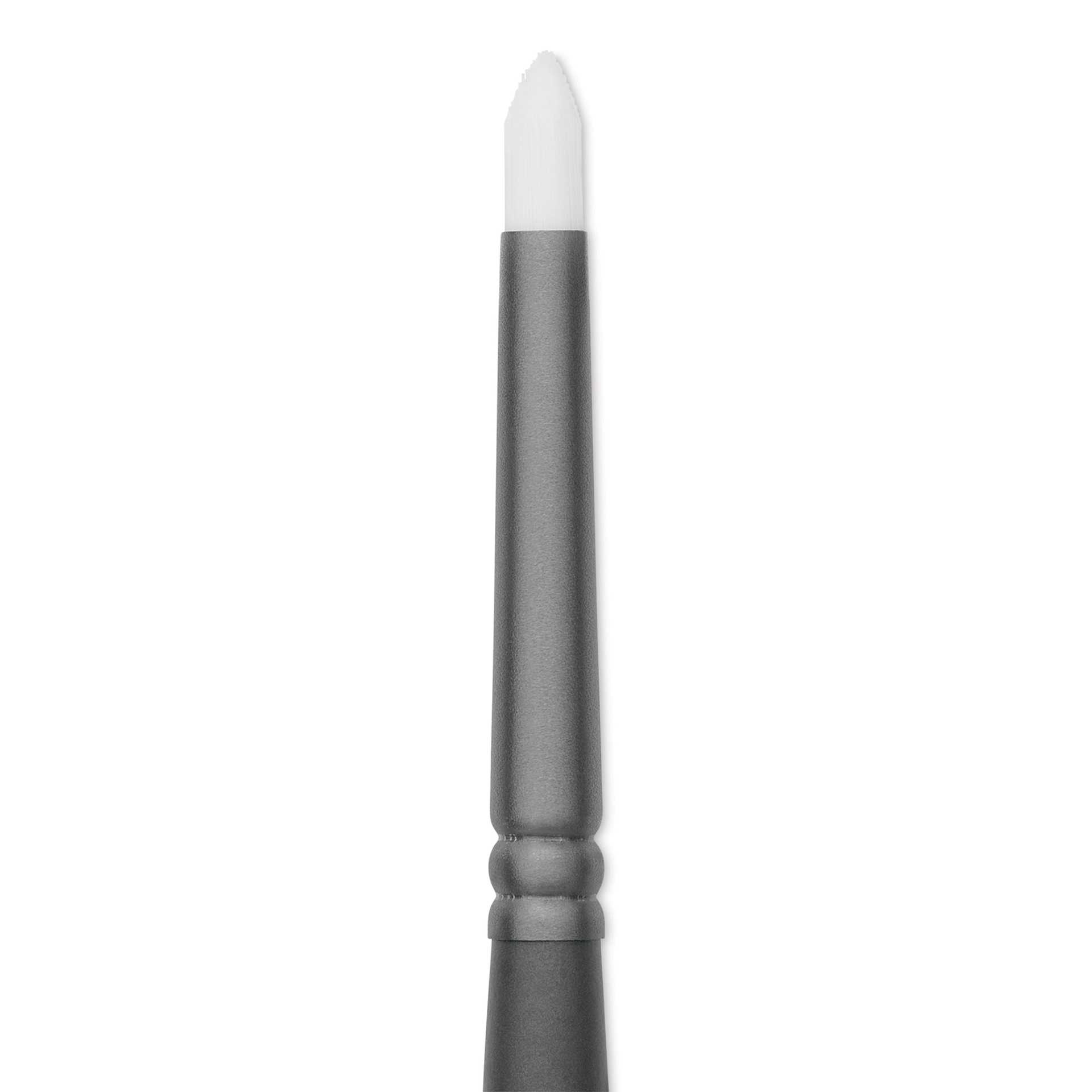 Vallejo White Synthetic Weathering Brush - Round, Medium Size 6, close up