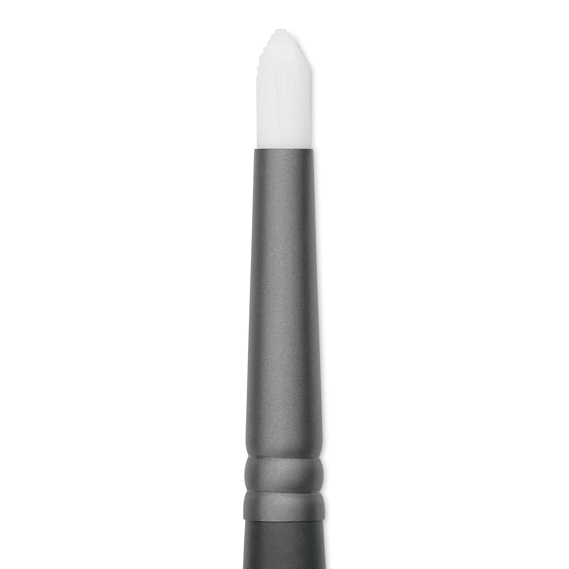 Vallejo White Synthetic Weathering Brush - Round, Large Size 8, close up