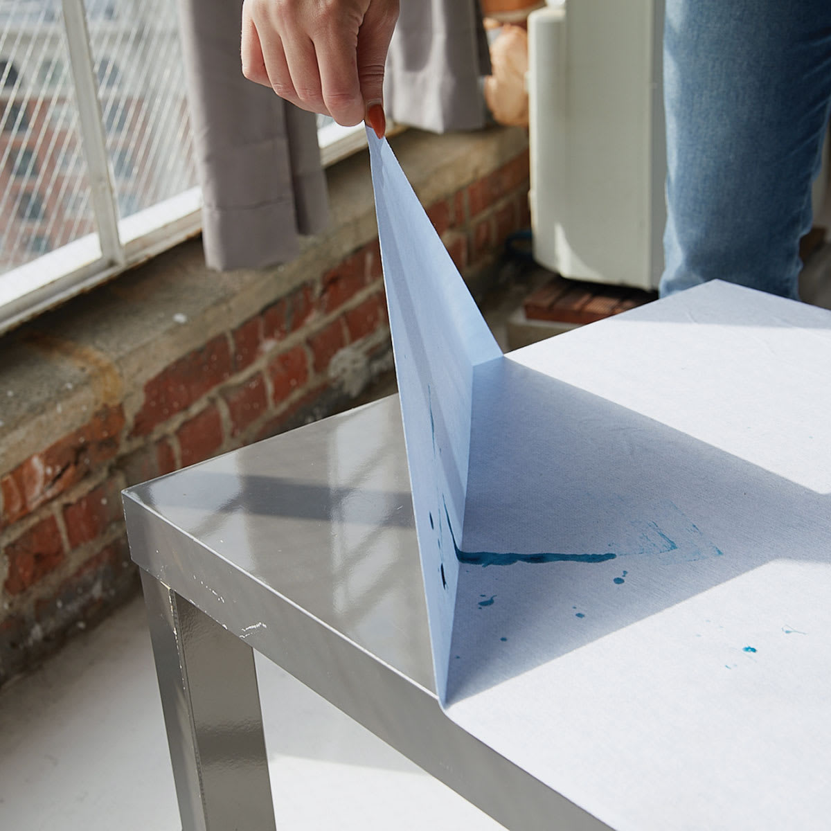 Katch Surface Protection Roll (easy removal from surfaces)