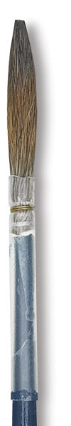 Luco Kazan Round Lettering Brushes - Closeup of tip of Size 8 brush