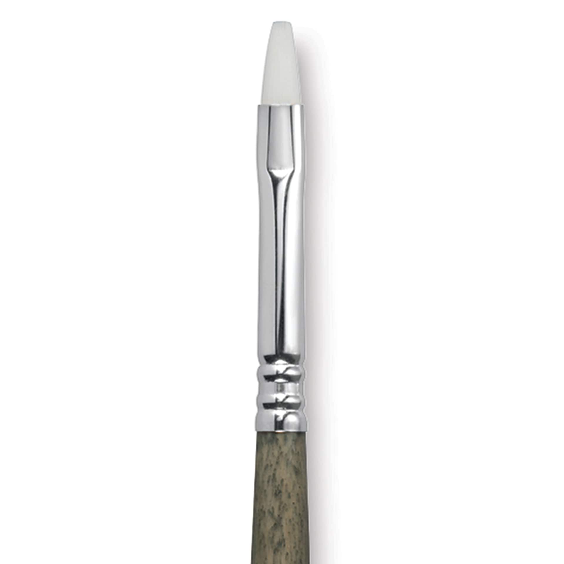 Escoda Perla Toray White Synthetic Brush - Bright, Short Handle, Size 6 (Close-up of brush)