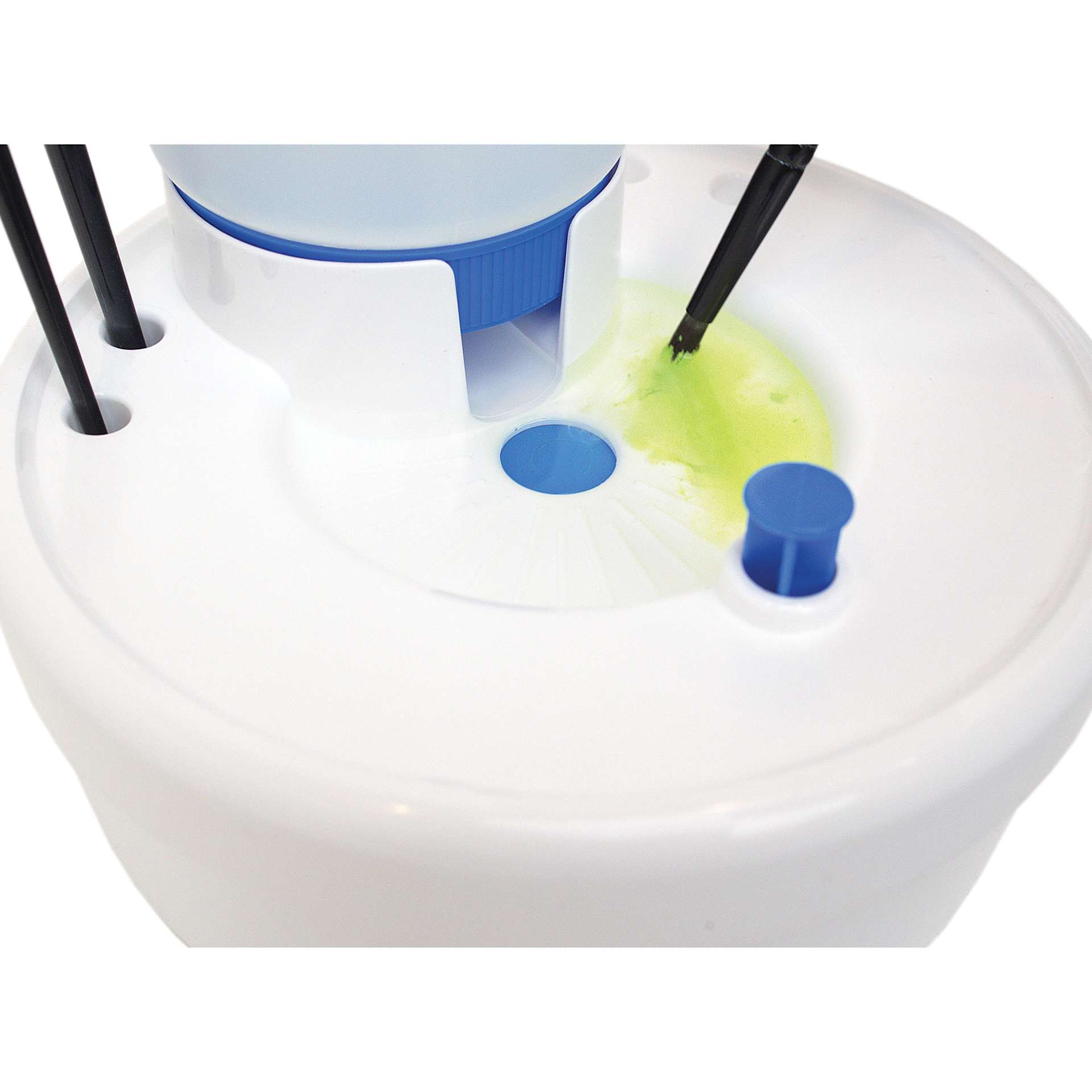 Fresh Water Rinse Well - close up of cleaning brush