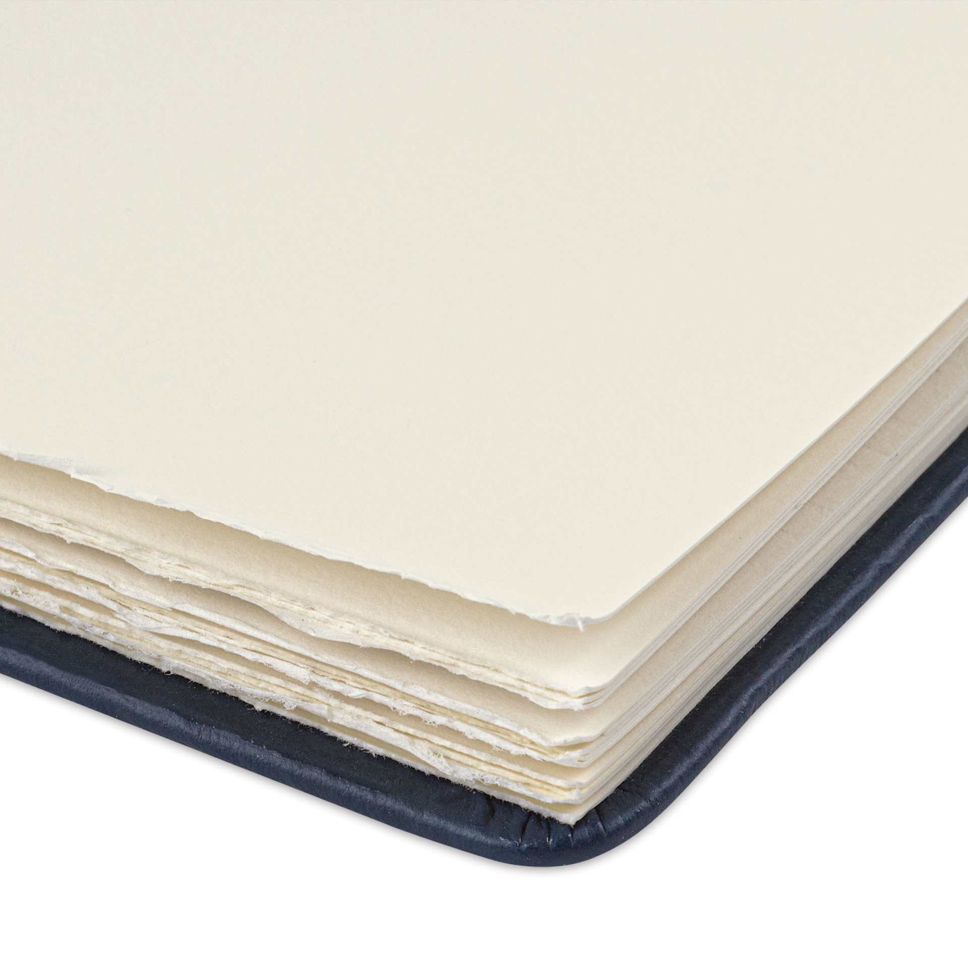 Etchr The Perfect Sketchbooks Signature Series - Royal Blue cover, Hot Press, close-up of the sheet Etchr The Perfect Sketchbooks Signature Series - Royal Blue cover, Hot Press, close-up of the sheet