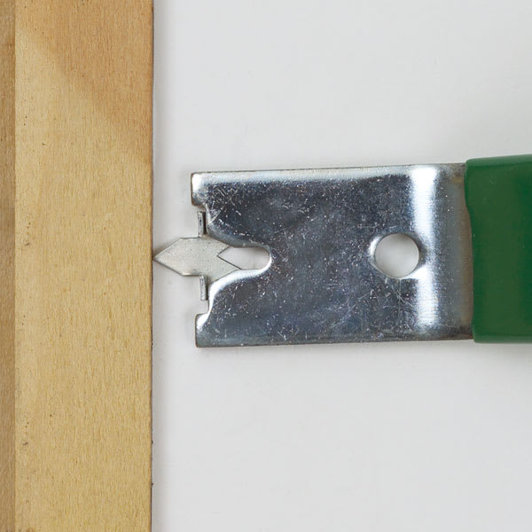 Fletcher PushMate - Closeup of Pushmate tool showing point being inserted