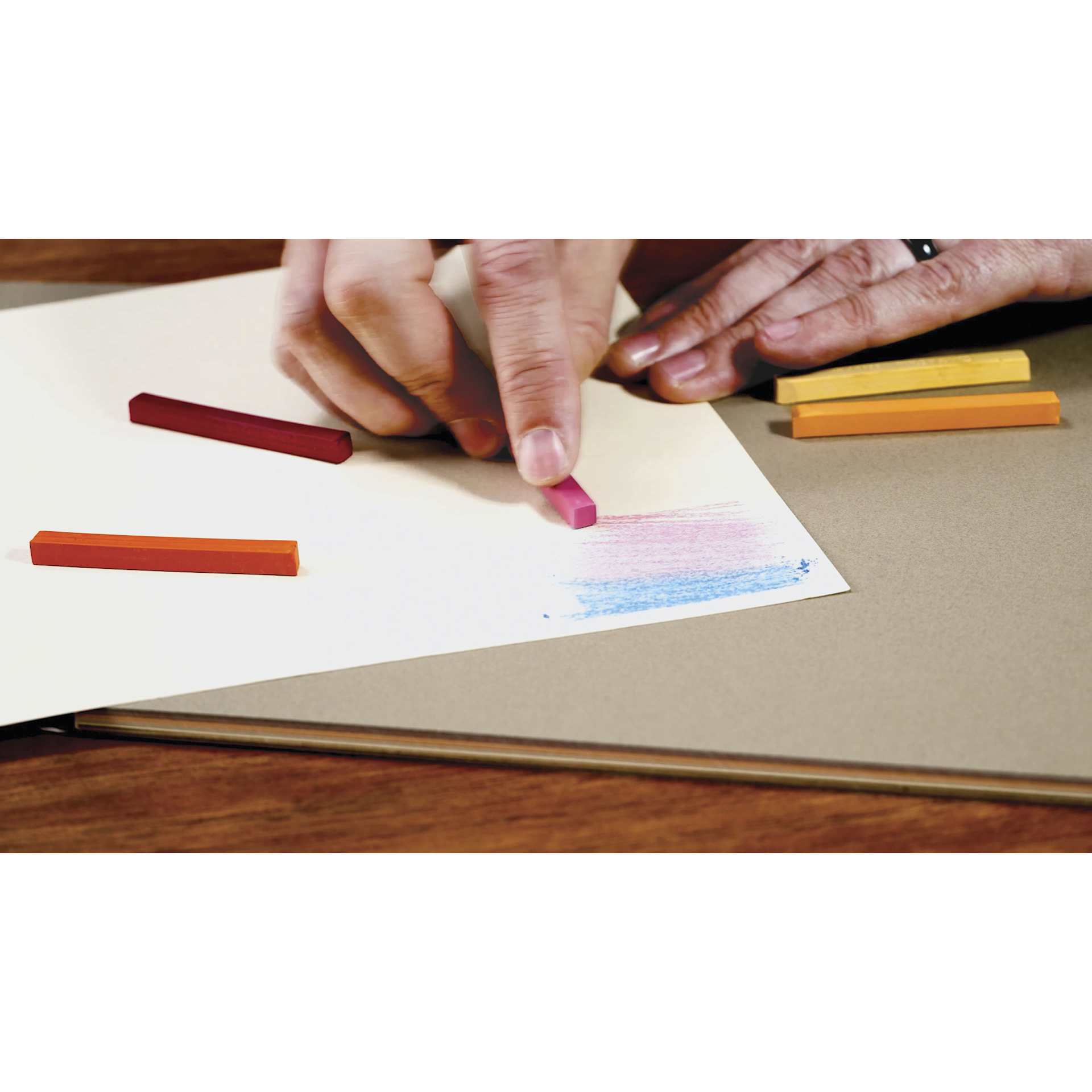 Conté à Paris Colour Pastel Carrés - Portrait Colors, Set of 12, ultramarine and pink on paper