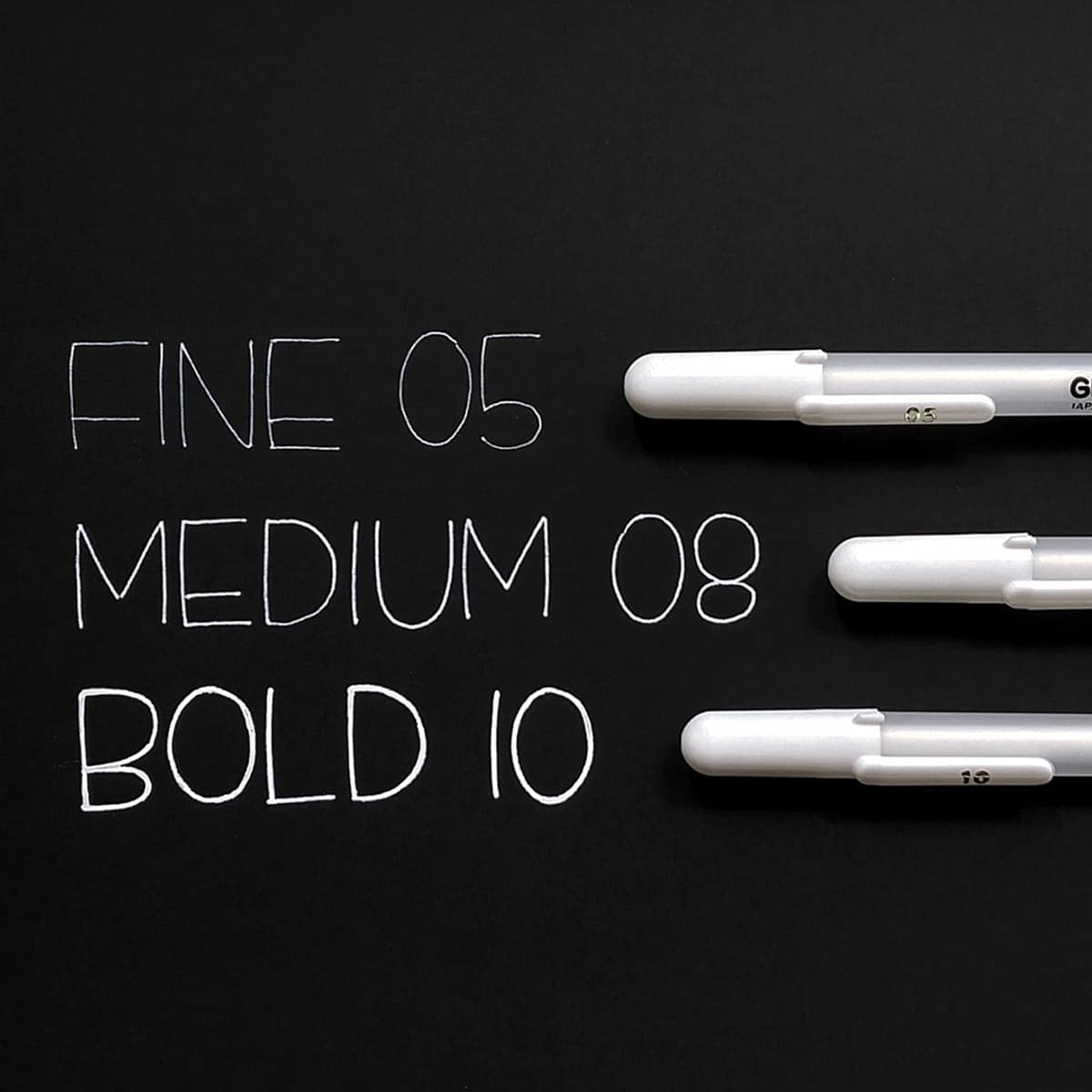 Sakura Gelly Roll Opaque White Pens (example of tip widths)