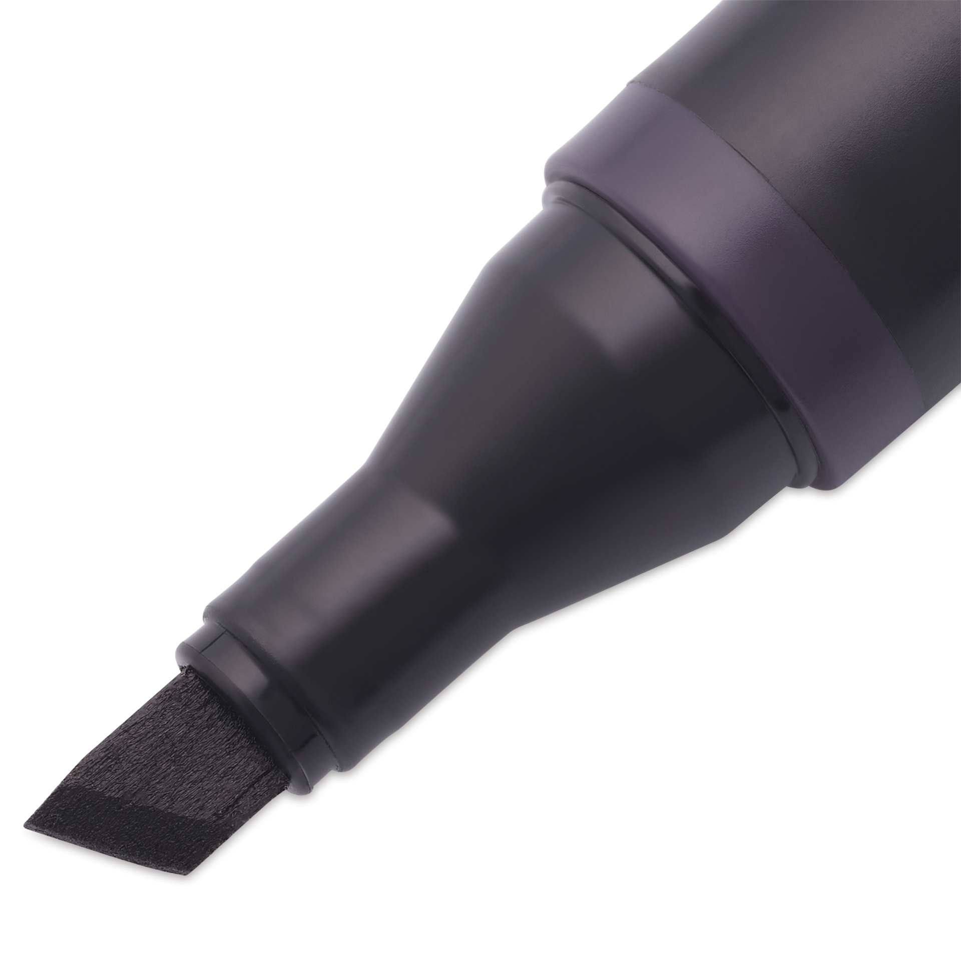 Blick Studio Alcohol Art Marker - 052 Warm Black, close-up of chisel tip