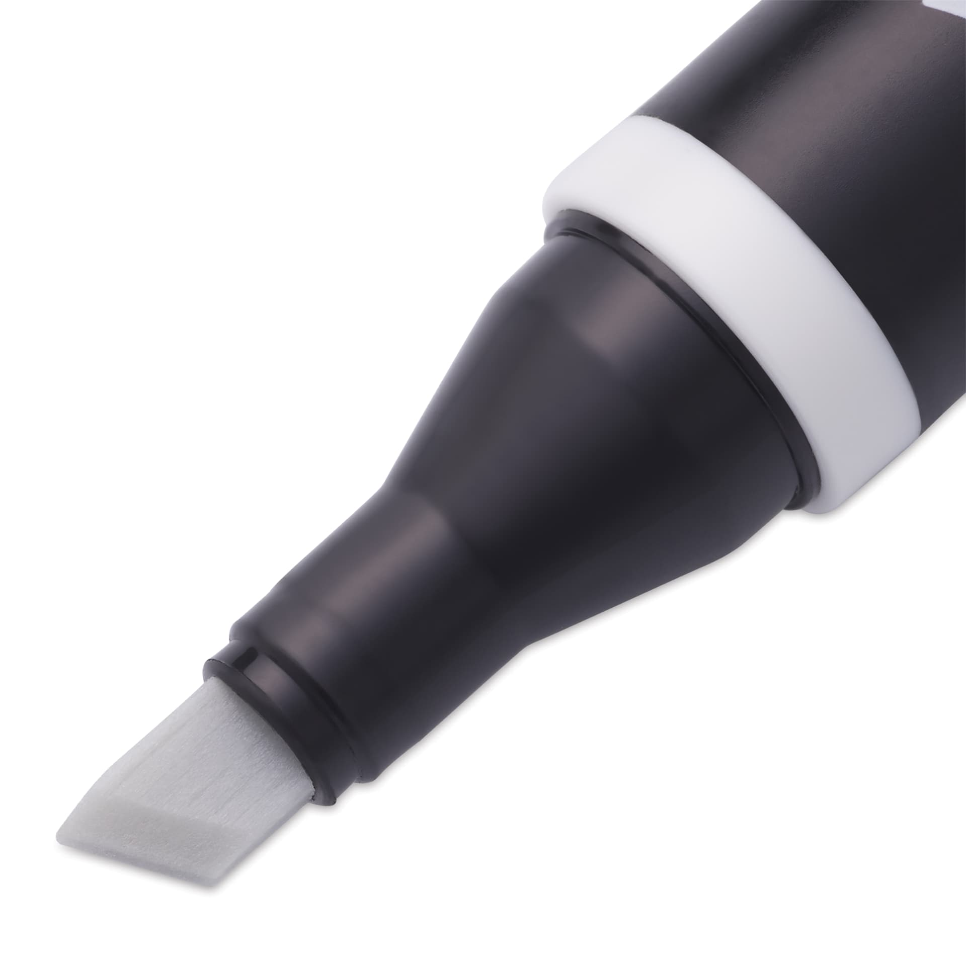 Blick Studio Alcohol Art Marker - 023 Cool Gray 10%, close-up of the chisel-tip