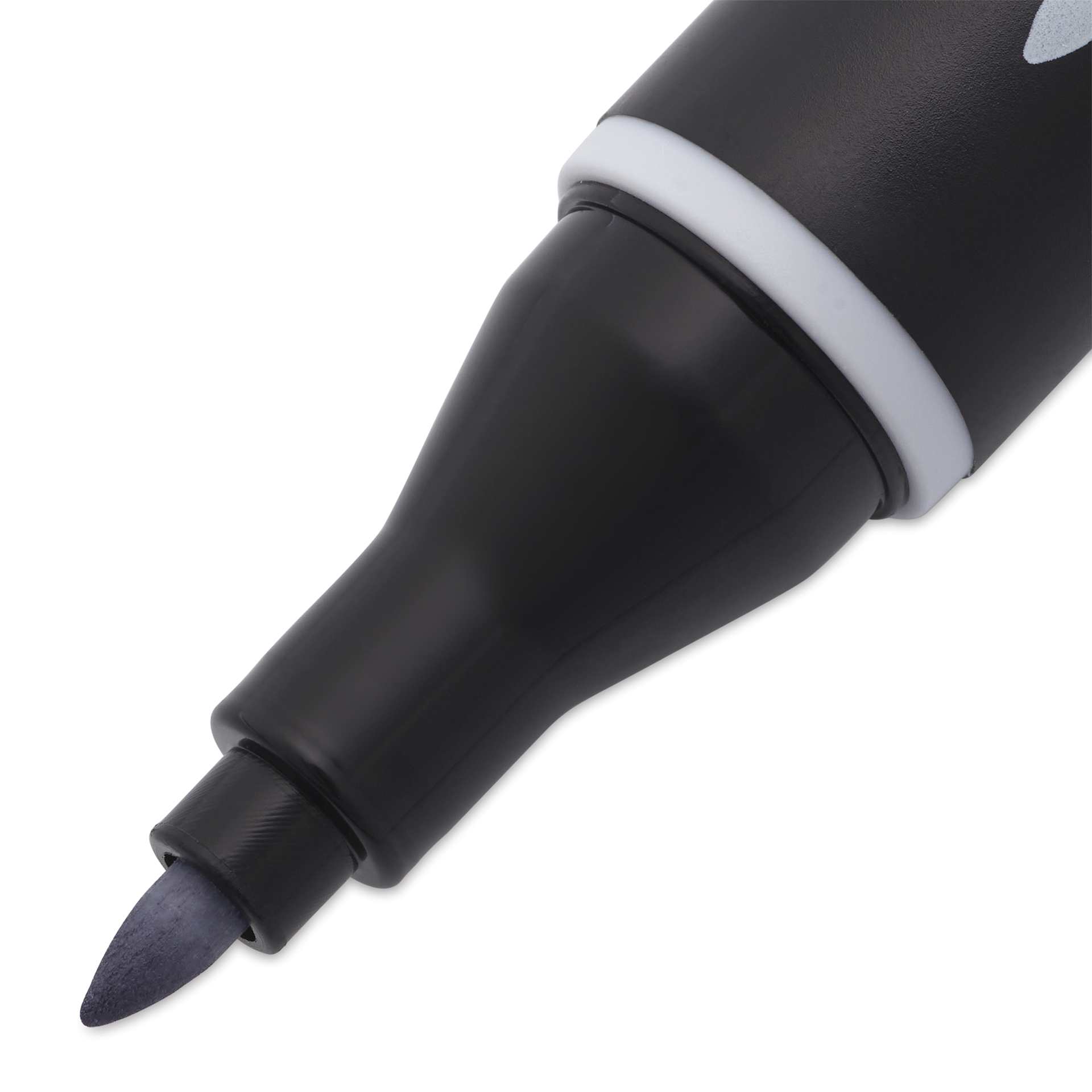 Blick Studio Alcohol Art Marker - 027 Cool Gray 50%, close-up of the fine tip