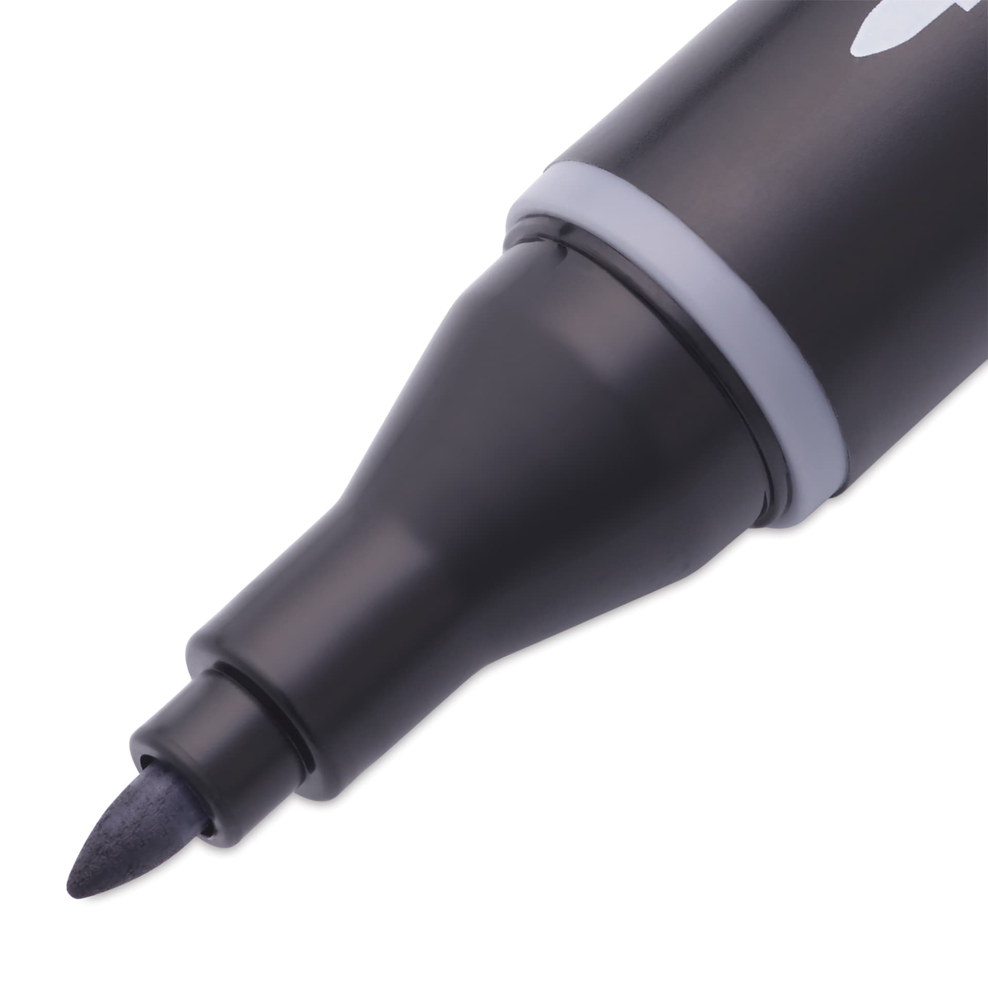Blick Studio Alcohol Art Marker - 029 Cool Gray 70%, close-up of the fine tip