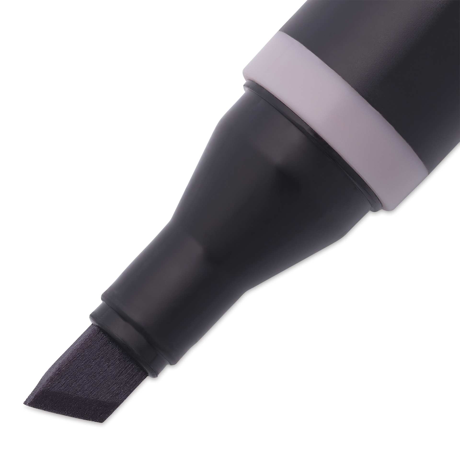 Blick Studio Alcohol Art Marker - 058 Warm Gray 60%, close-up of chisel tip