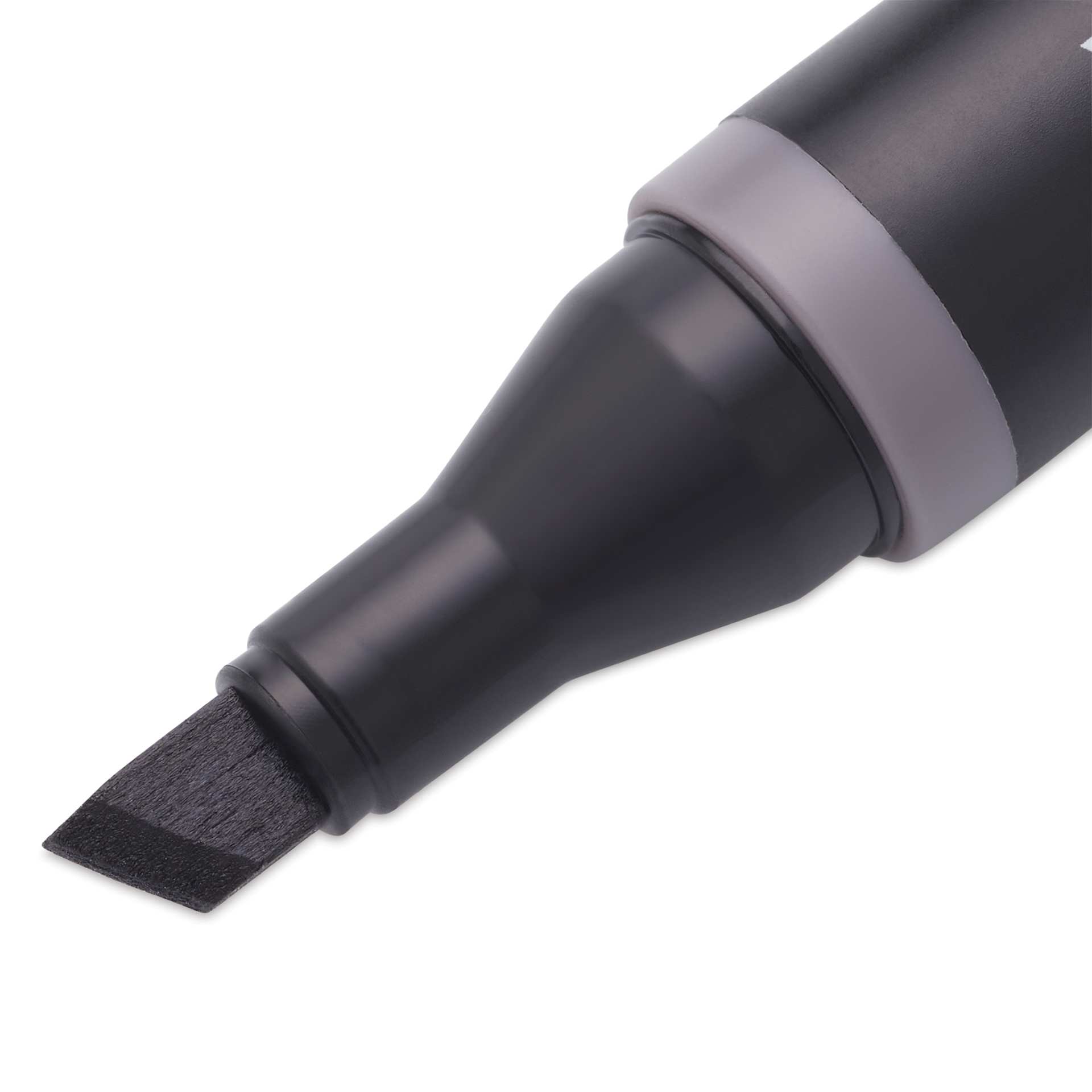 Blick Studio Alcohol Art Marker - 061 Warm Gray 90%, close-up of chisel tip