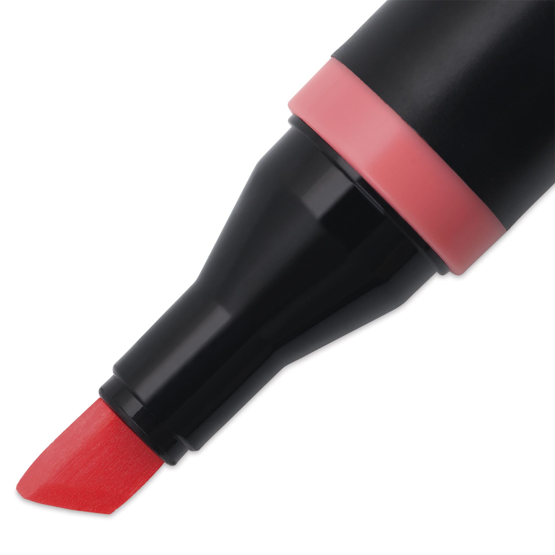 Blick Studio Alcohol Art Marker - 146 Flamingo, close-up of the chisel tip