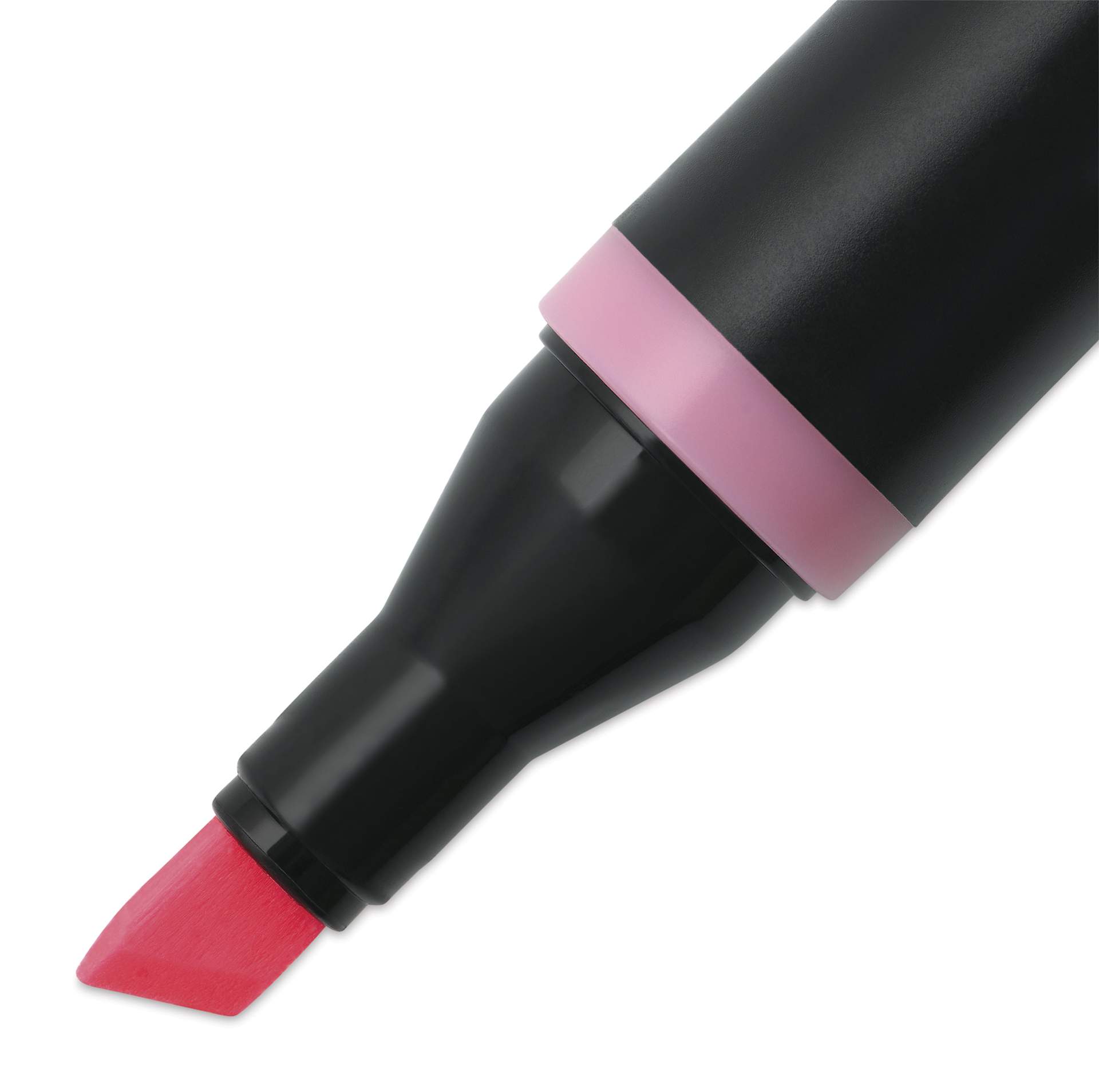 Blick Studio Alcohol Art Marker - 118 Bubblegum Pink, close-up of the chisel tip