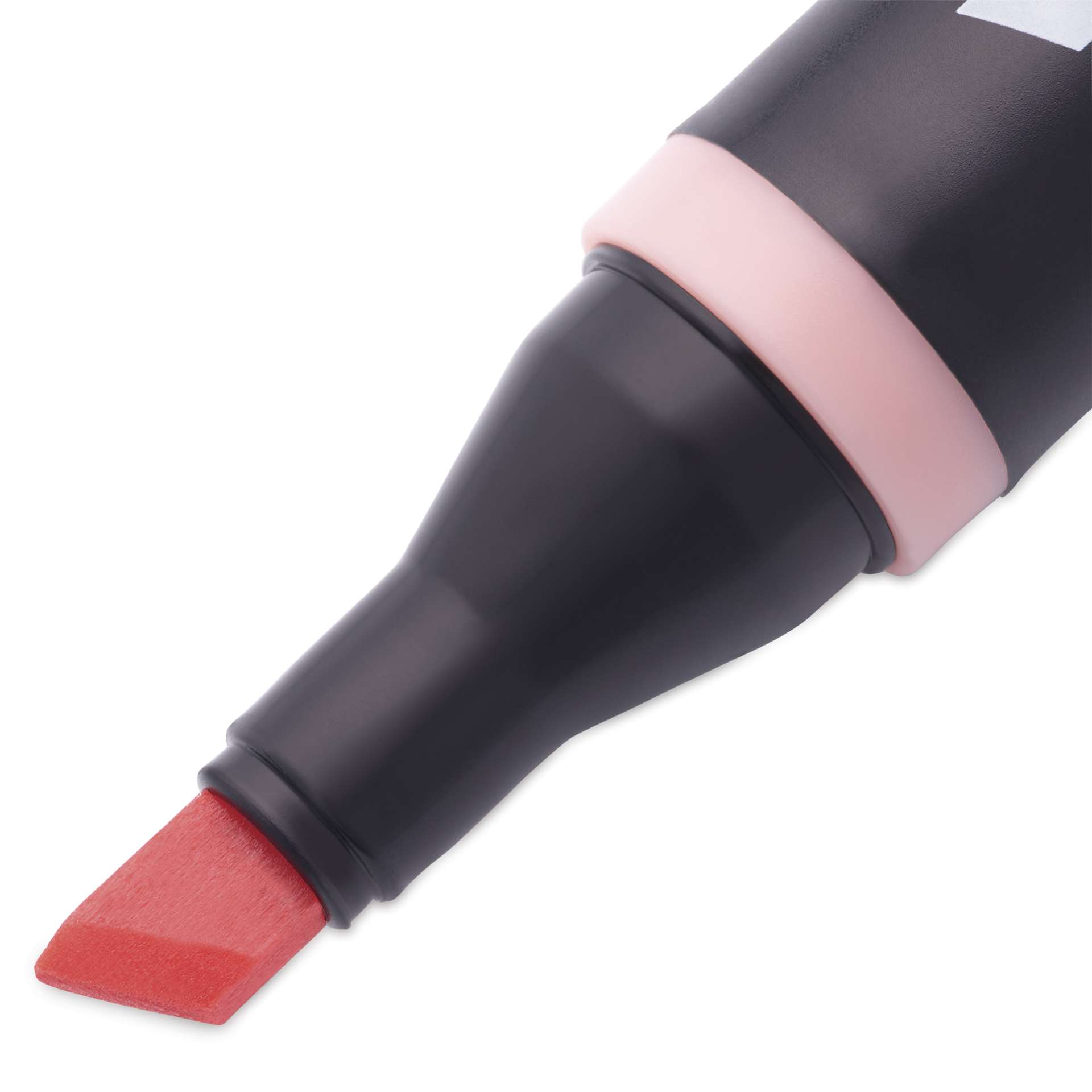 Blick Studio Alcohol Art Marker - 123 Soft Coral, close-up of chisel nib