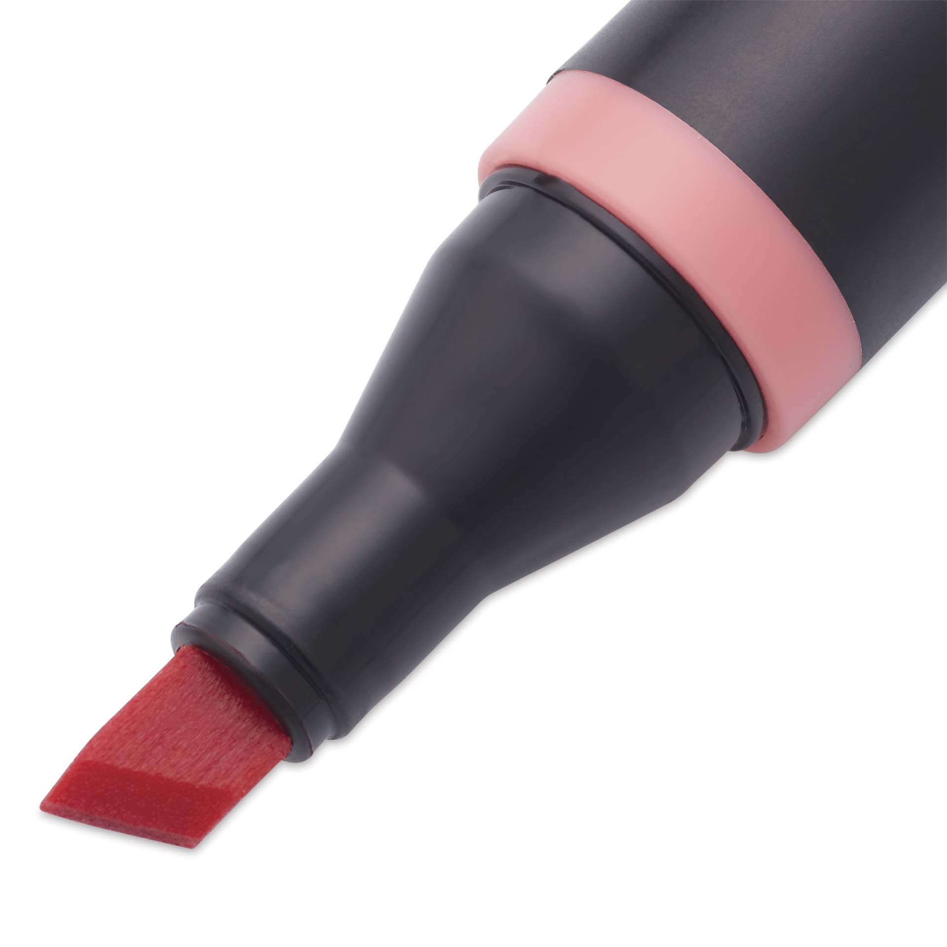 Blick Studio Alcohol Art Marker - 019 Poppy, close-up of chisel tip