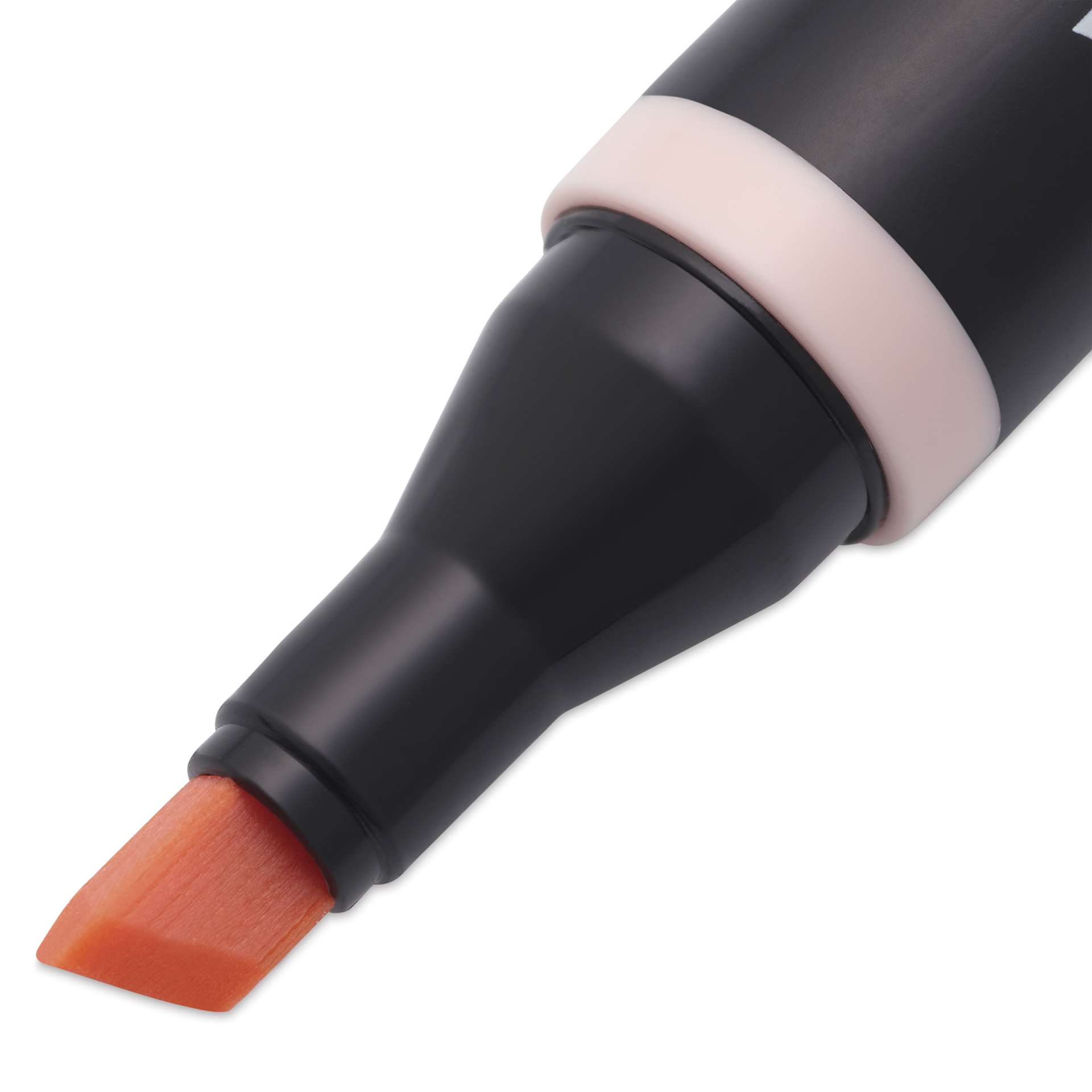 Blick Studio Alcohol Art Marker - 003 Light Peach, close-up of the chisel tip
