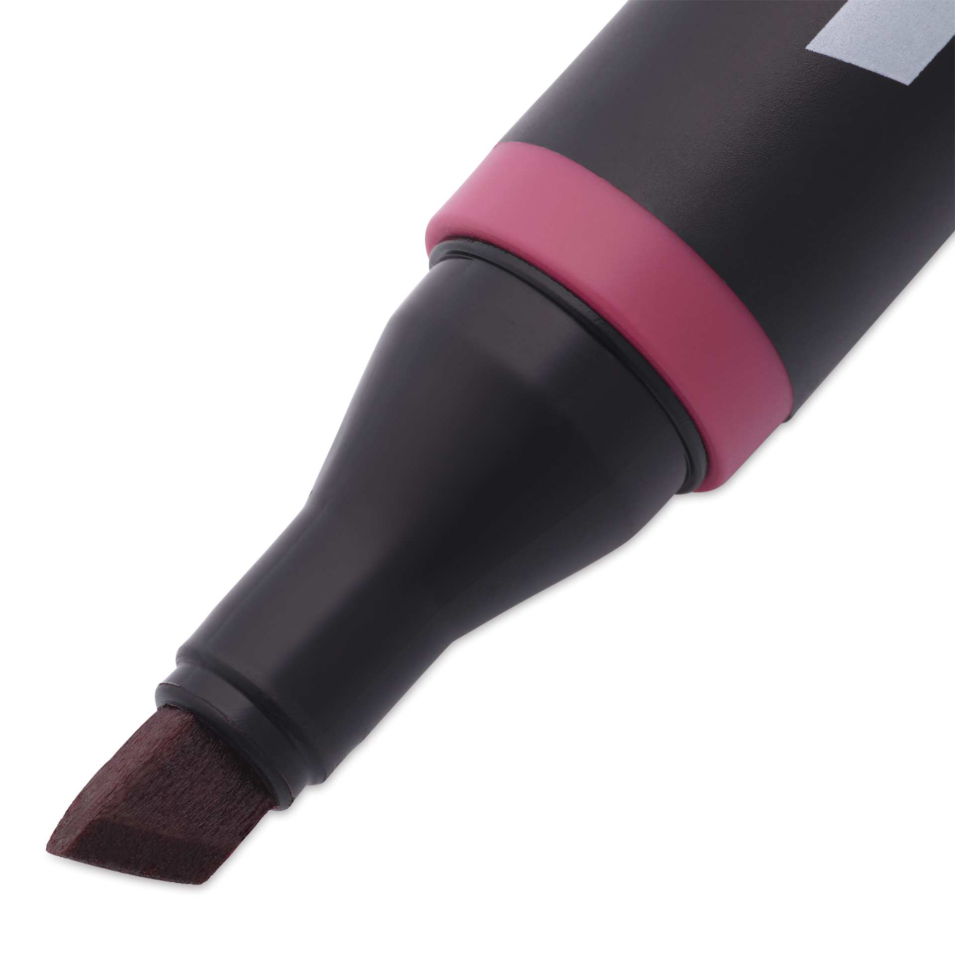 Blick Studio Alcohol Art Marker - 033 Brick Red, close-up of the chisel tip
