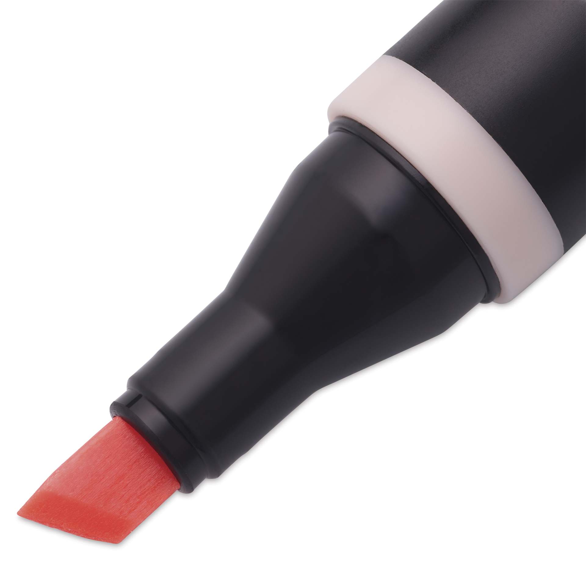 Blick Studio Alcohol Art Marker - 079 Peach Blush, close-up of chisel tip