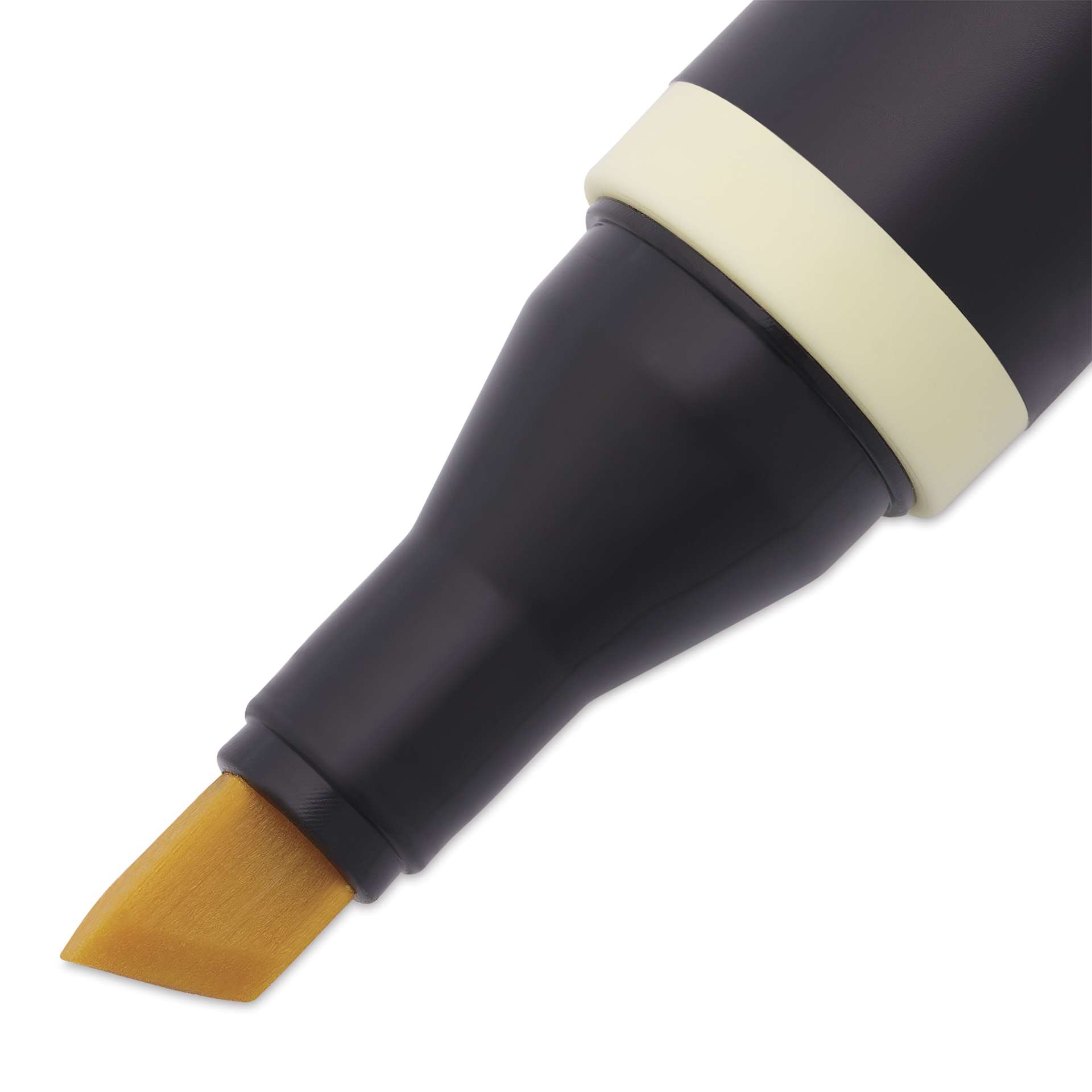 Blick Studio Alcohol Art Marker - 066 Maize, close-up of the chisel tip