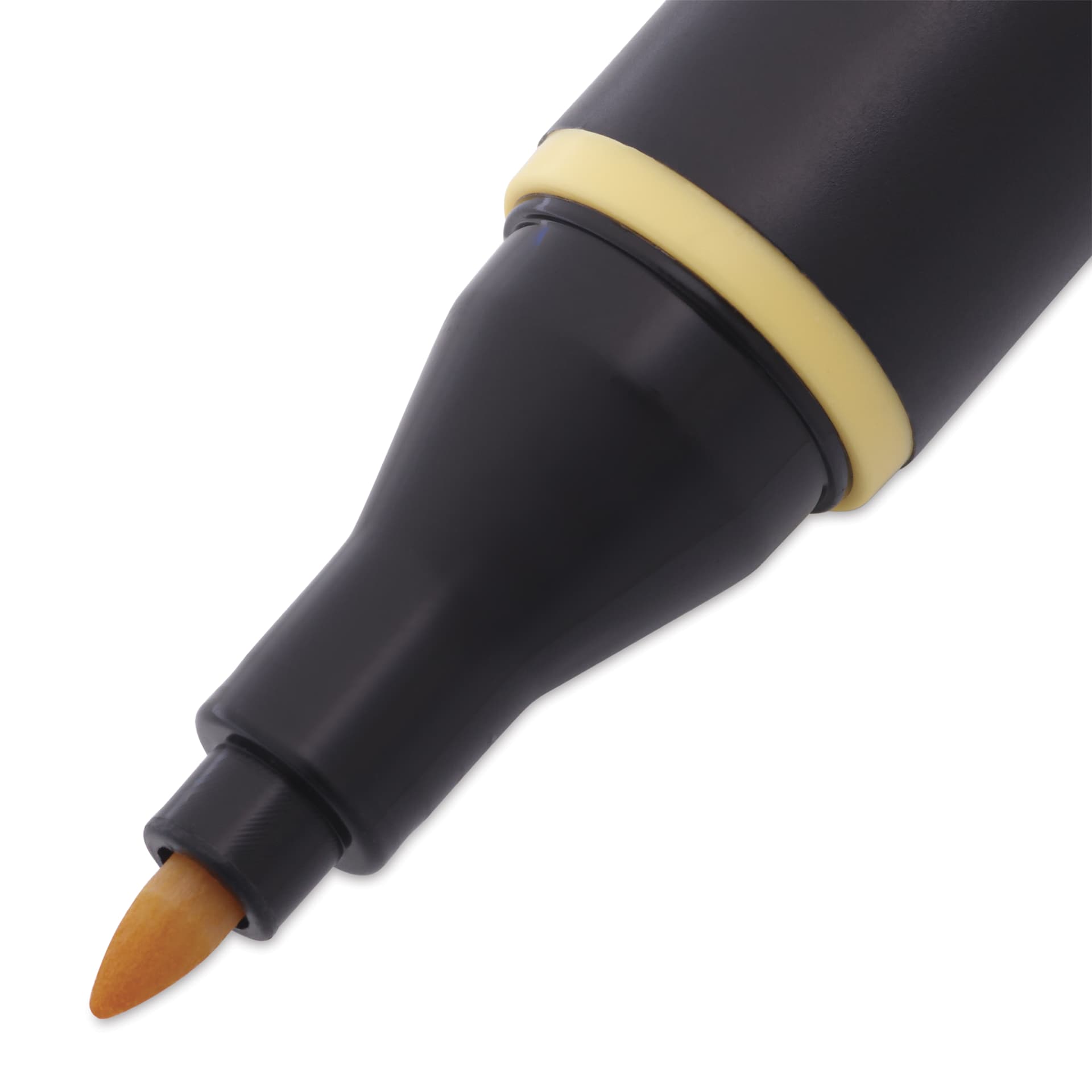 Blick Studio Alcohol Art Marker - 009 Honey Yellow, close-up of the fine tip