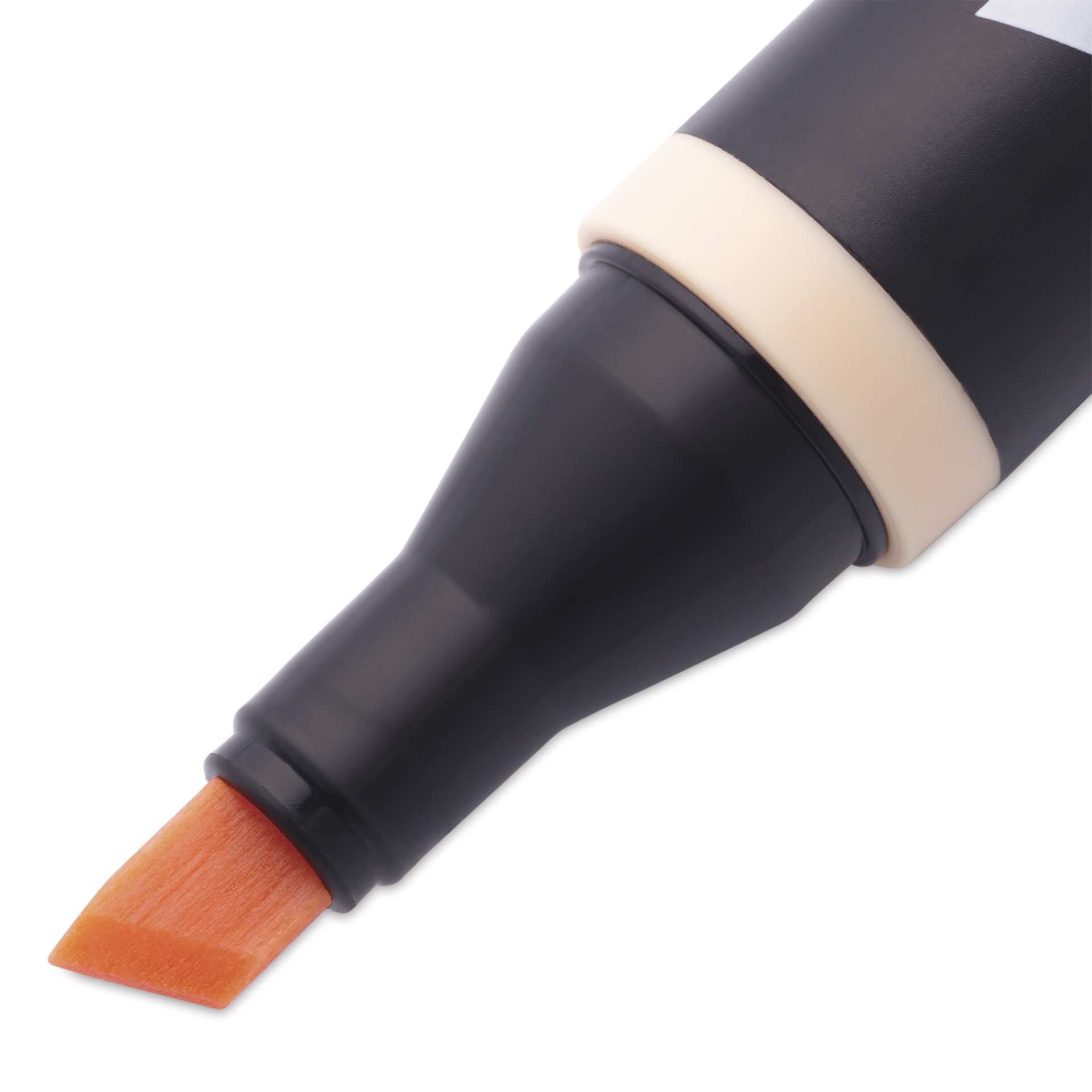 Blick Studio Alcohol Art Marker - 217 Honey Butter, close-up of the chisel tip